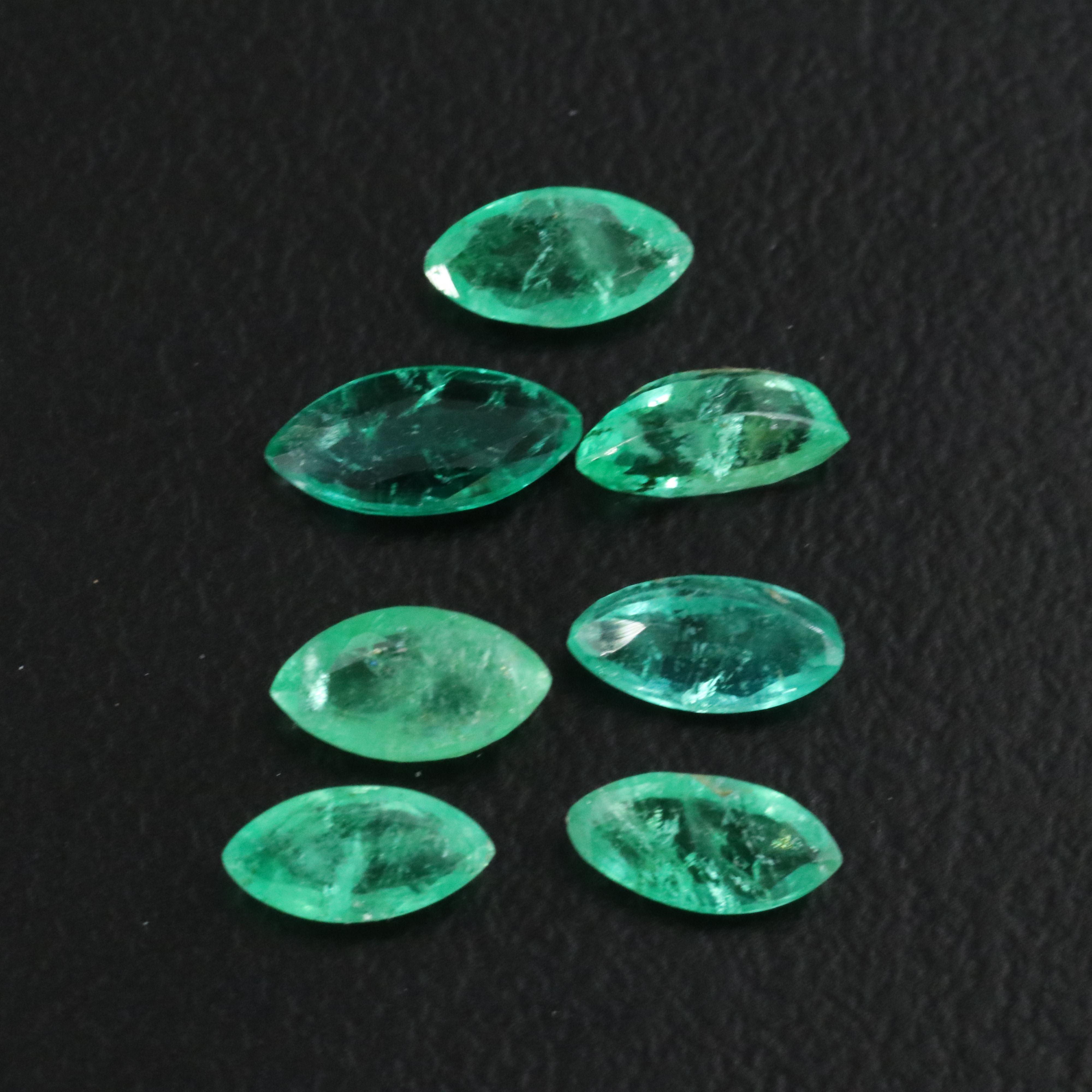 Loose 1.90 CTW Emerald Lot