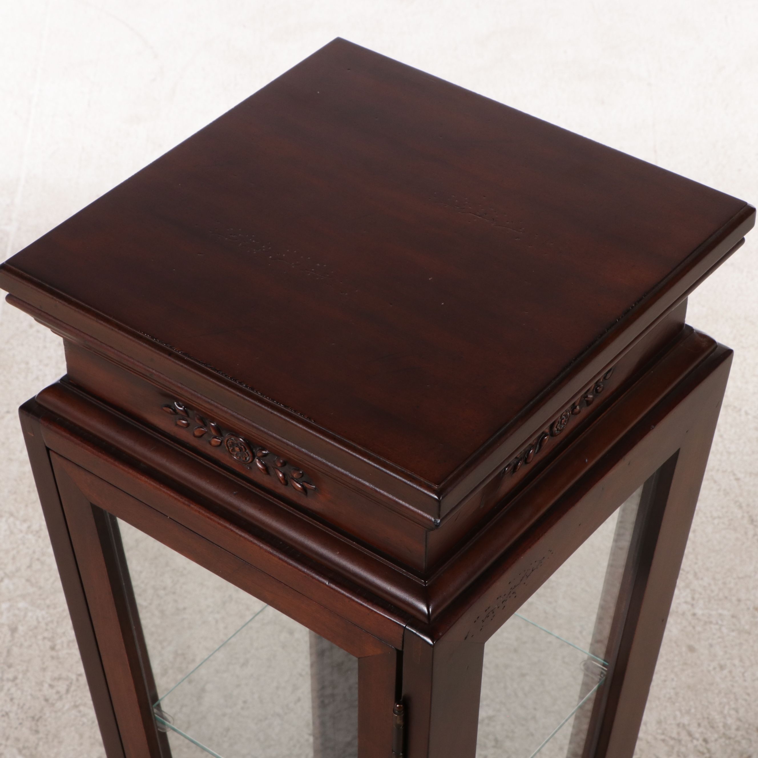 Neoclassical Style Mahogany Tapered Curio Cabinet Pedestal