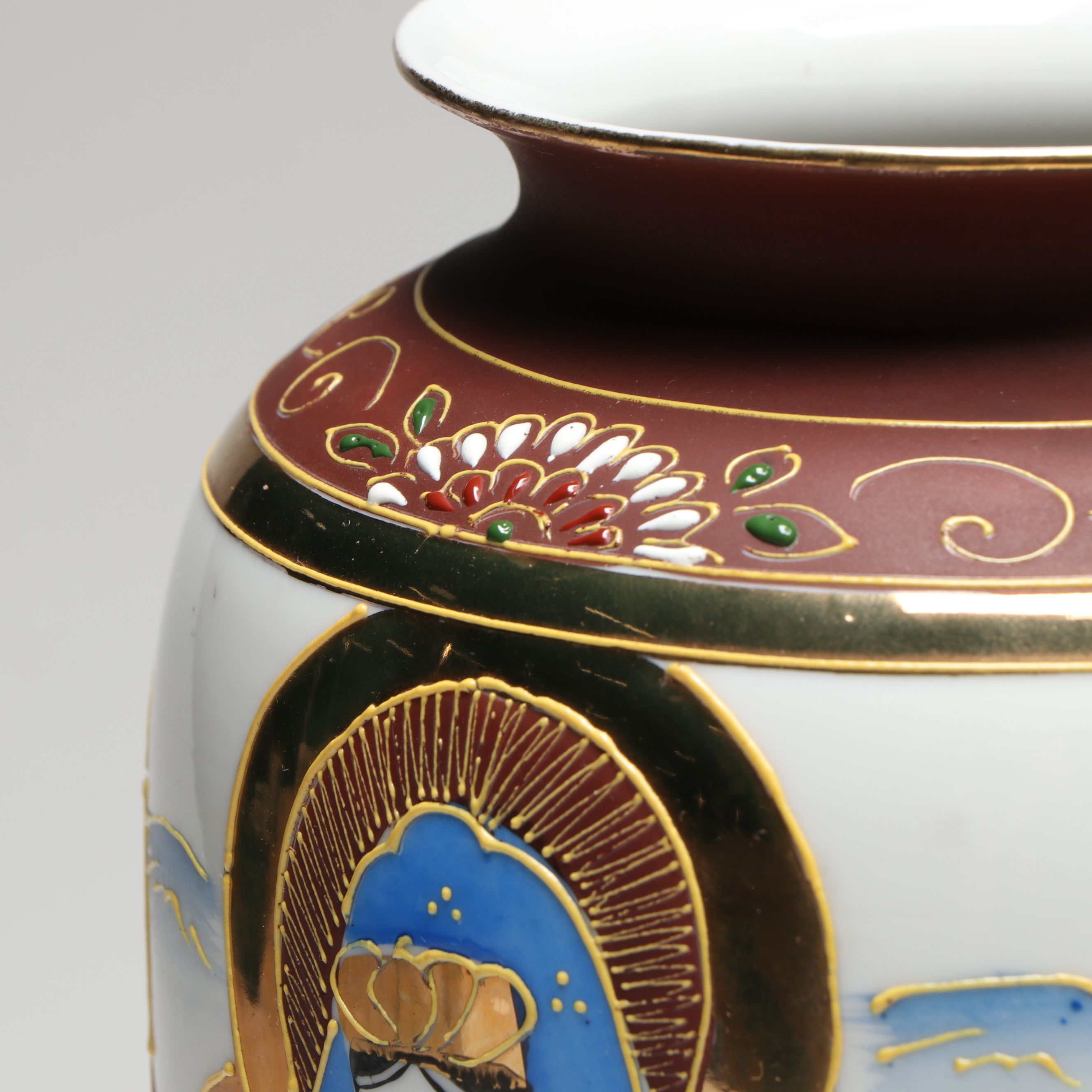 Pair of Japanese Porcelain Satsuma Moriage Accented Vases