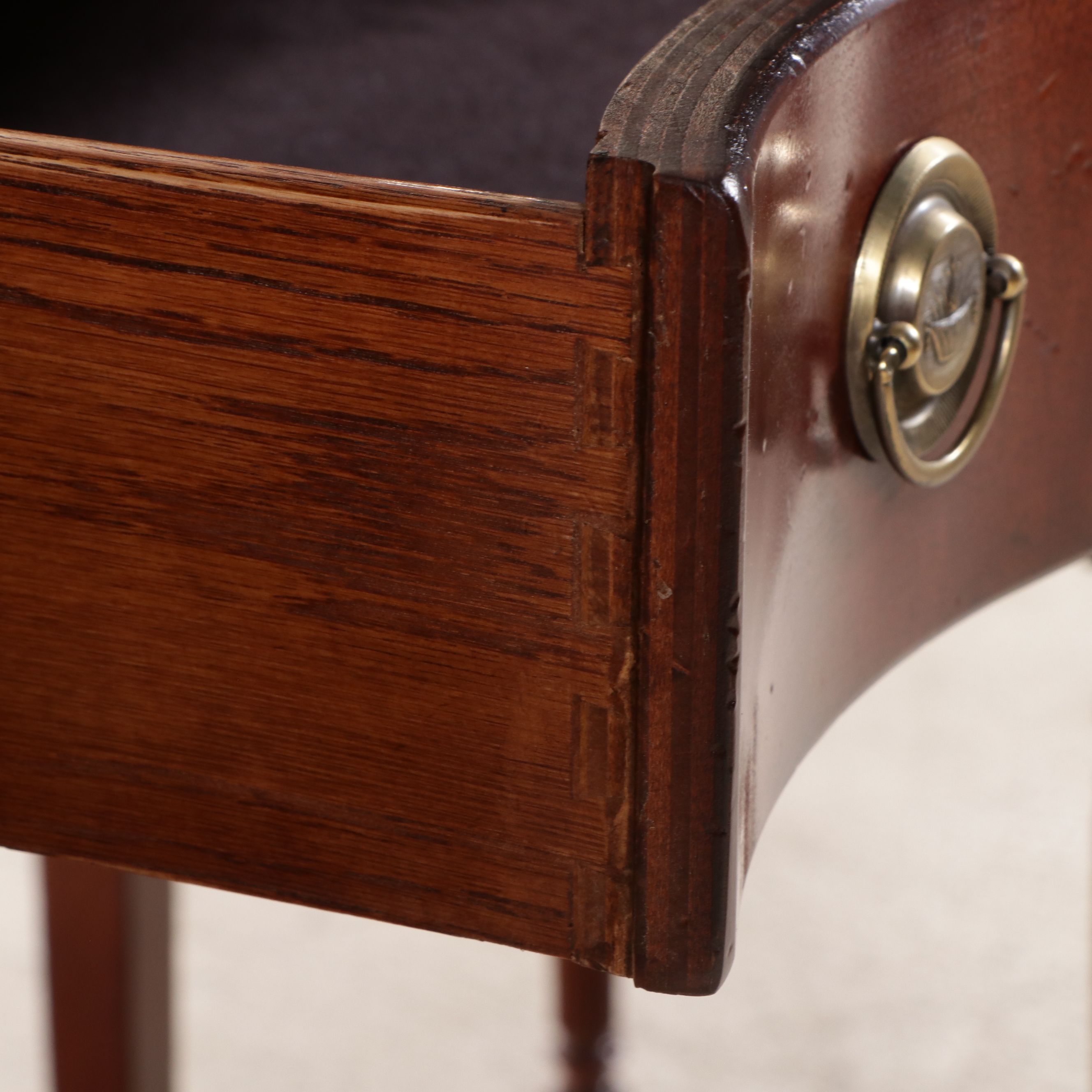Lexington Furniture Sheraton Style Mahogany Sideboard Server, Late 20th Century