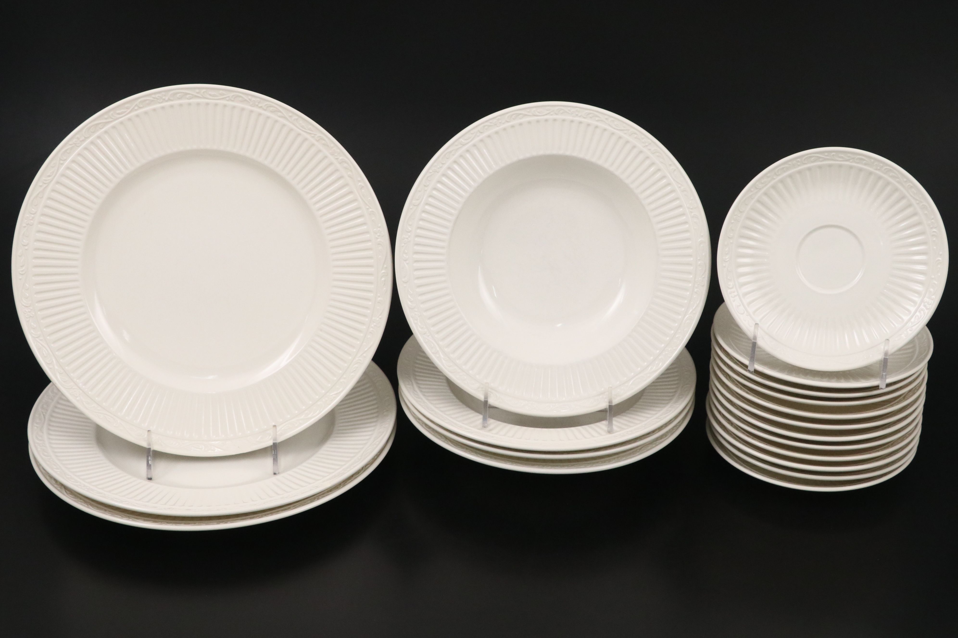 Mikasa "Italian Countryside" Porcelain Dinnerware