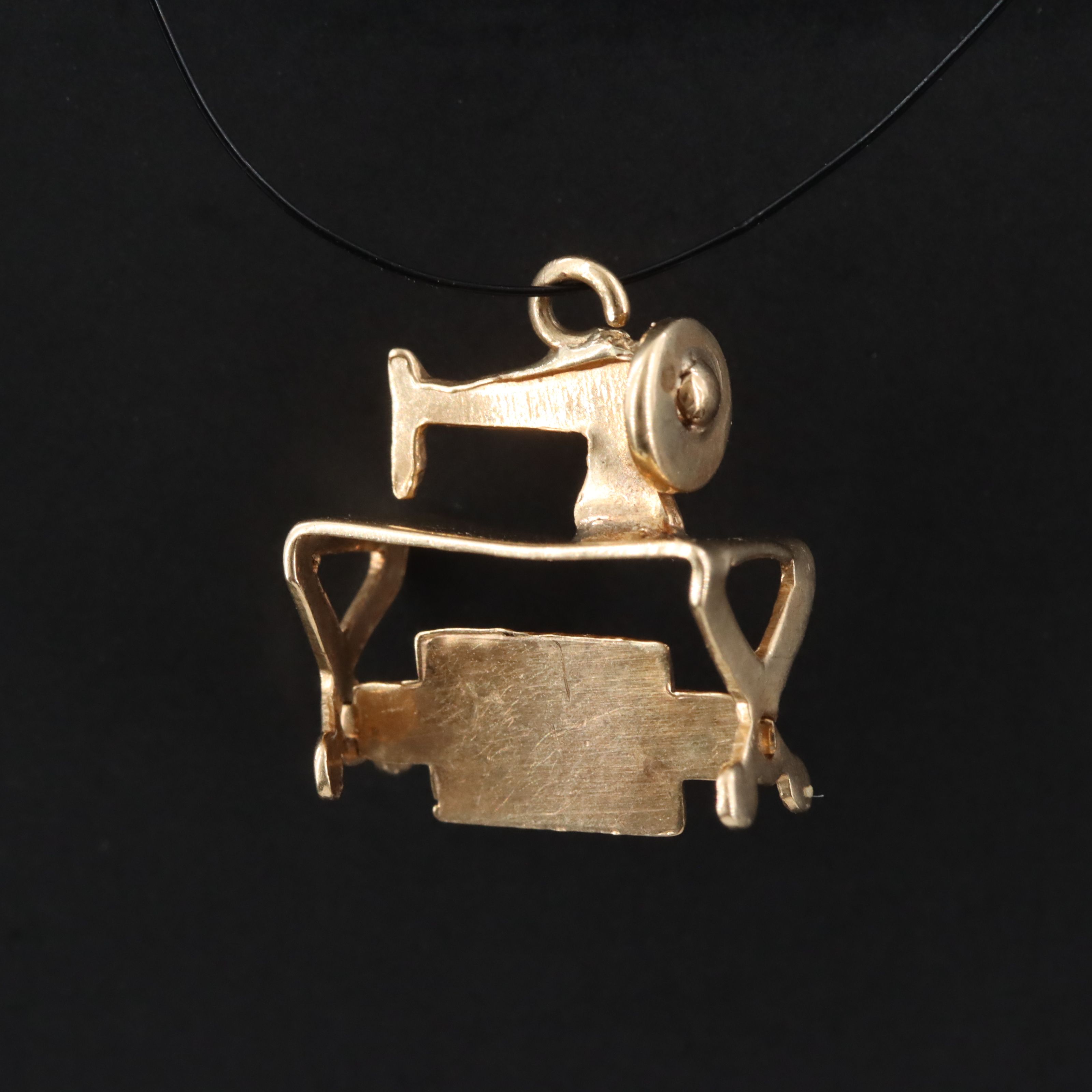 10K Articulated Antique Foot Pedal Sewing Machine Charm