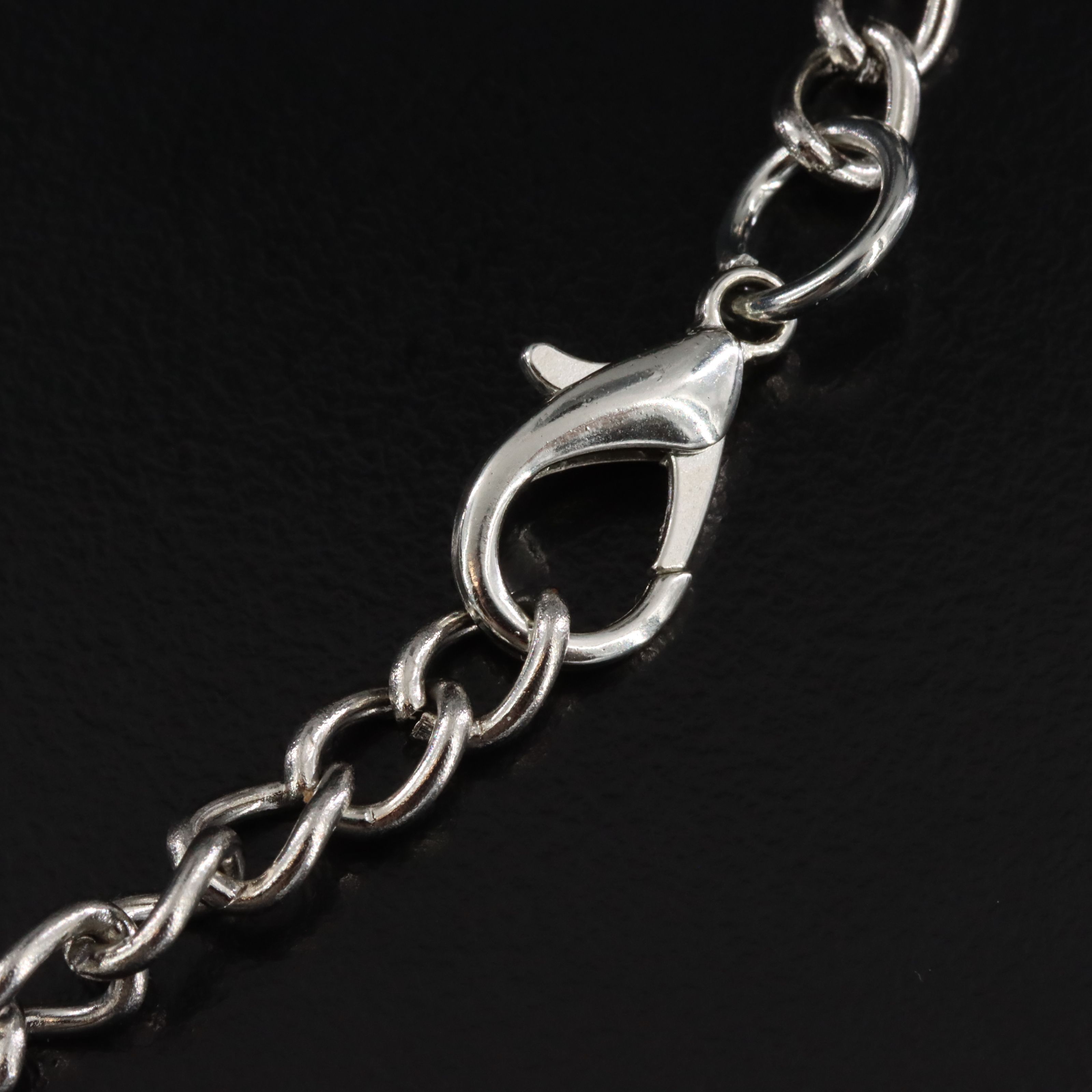 Tapered Collar Necklace