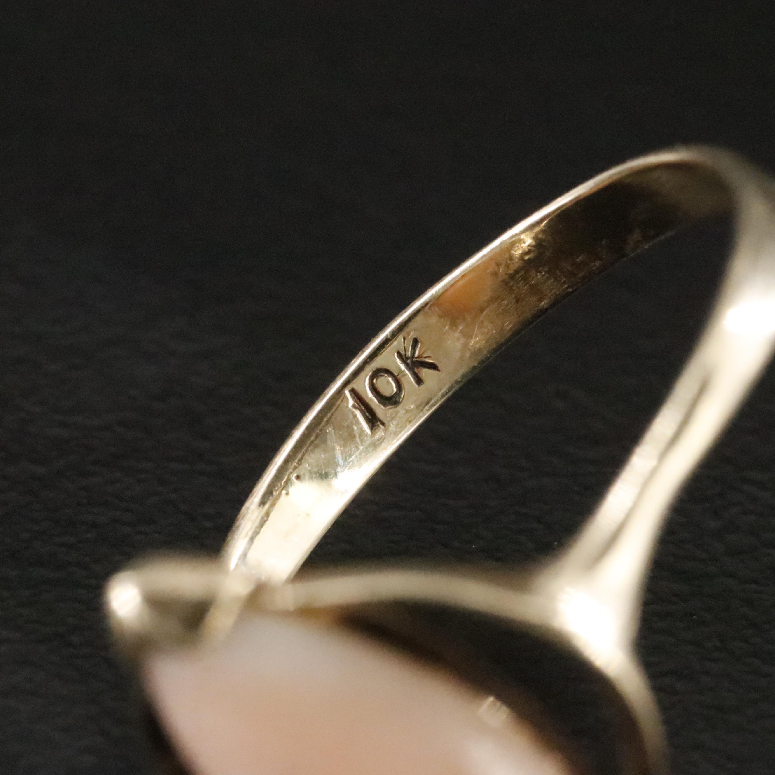 Vintage 10K Coral Ring