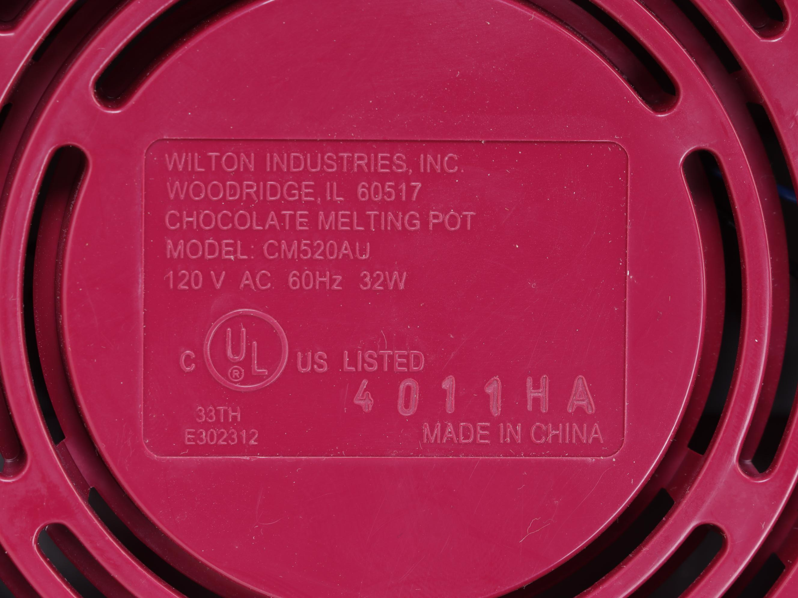 Specialty Baking Collection With Chocolate Melter and Pampered Chef Items