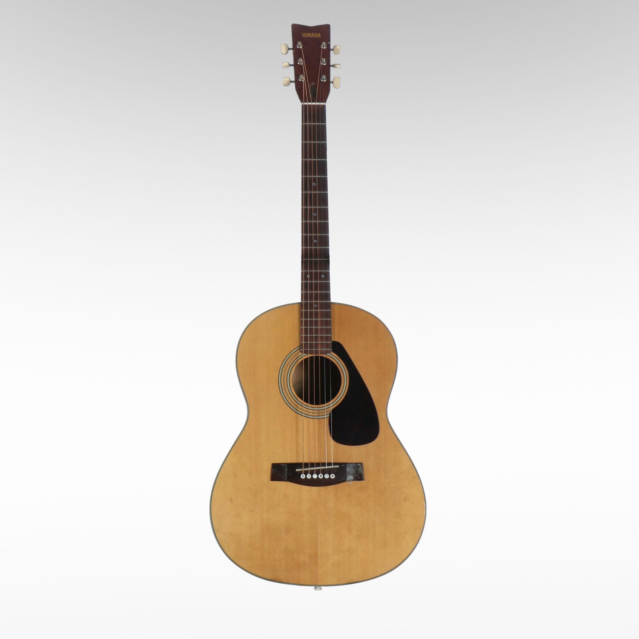 Yamaha Acoustic Guitar
