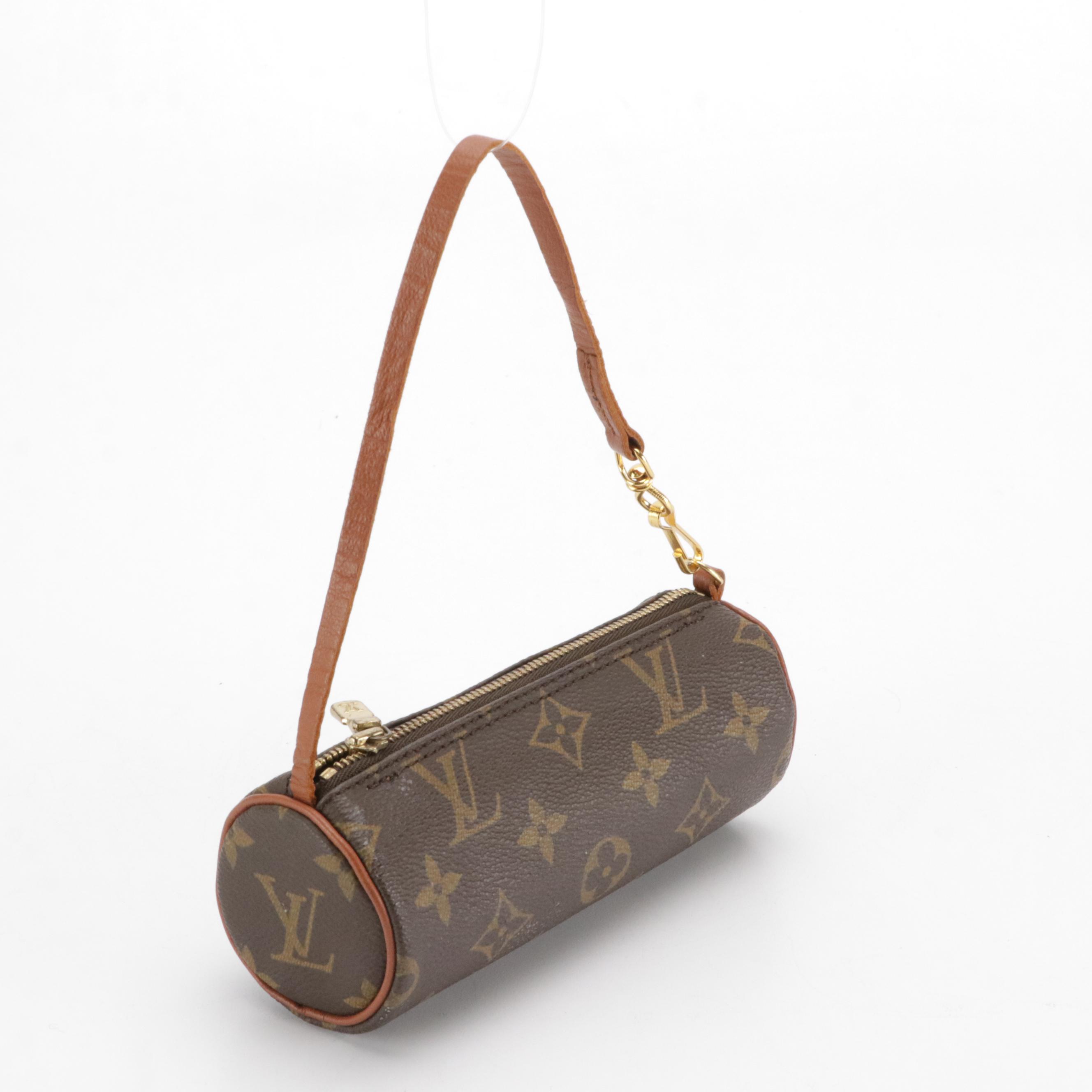 Louis Vuitton Papillon Pochette in Monogram Canvas