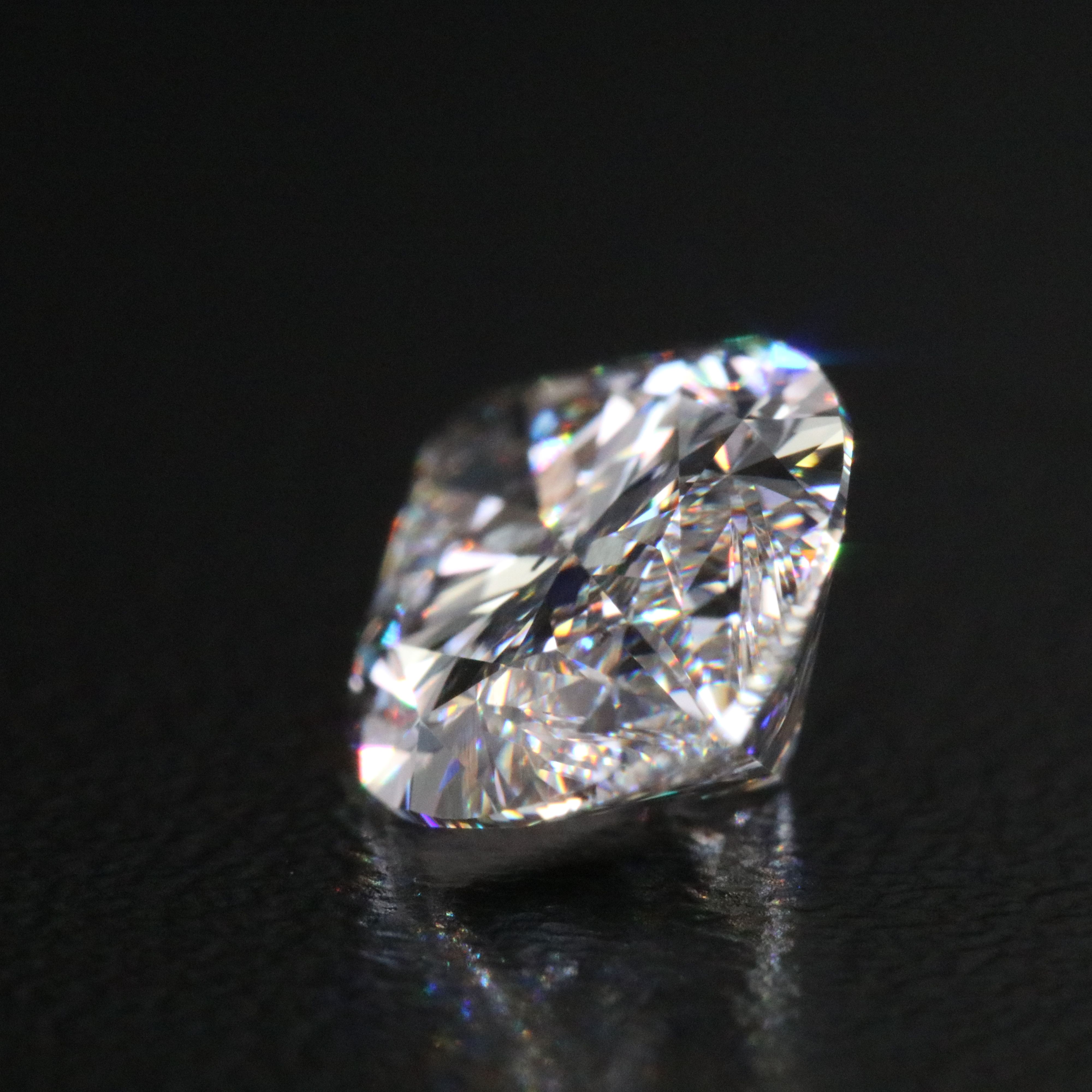 Loose 4.06 CT Lab Grown Diamond with IGI Report