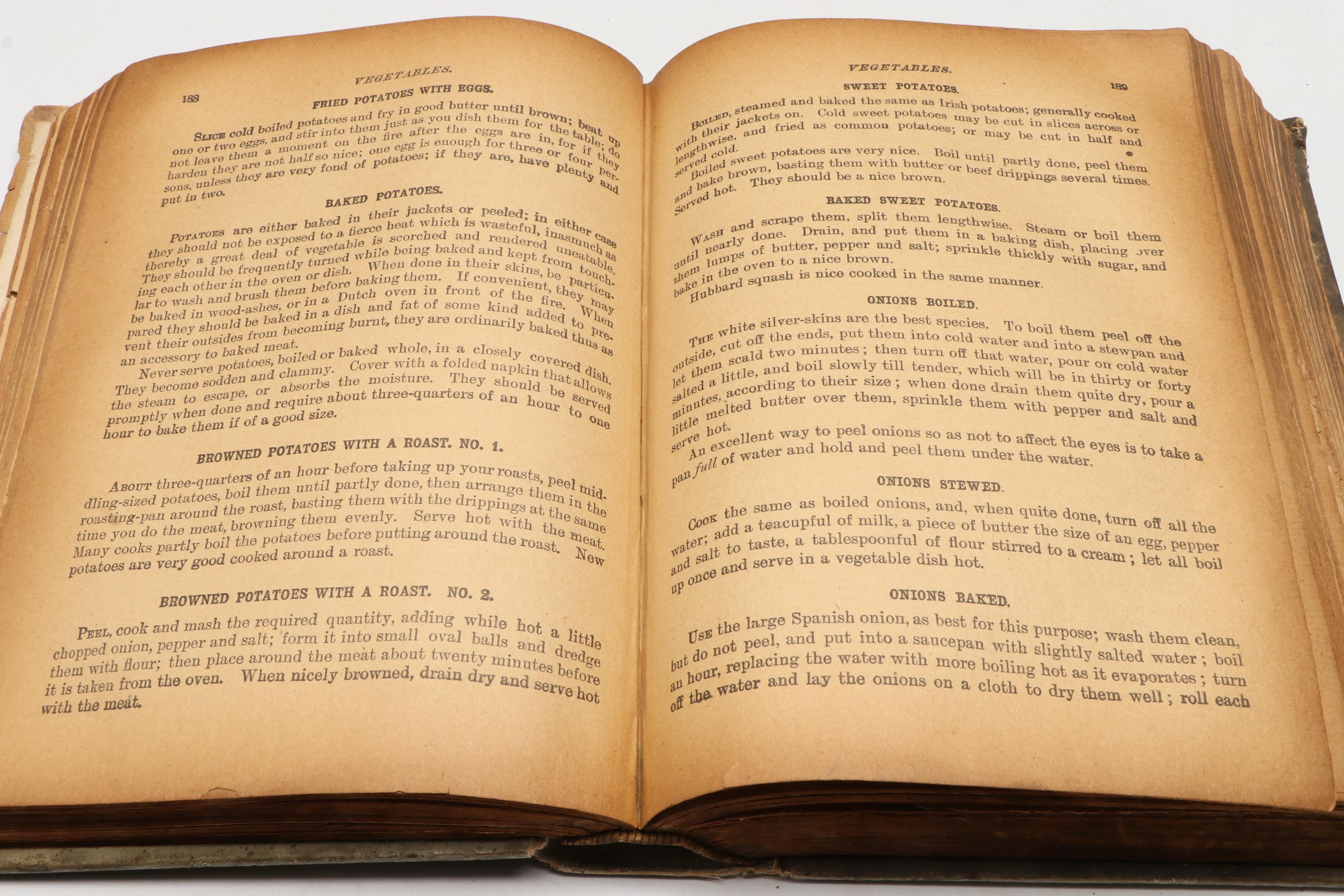 "The White House Cook Book" by Hugo Ziemann and Fanny L. Gillette, 1911