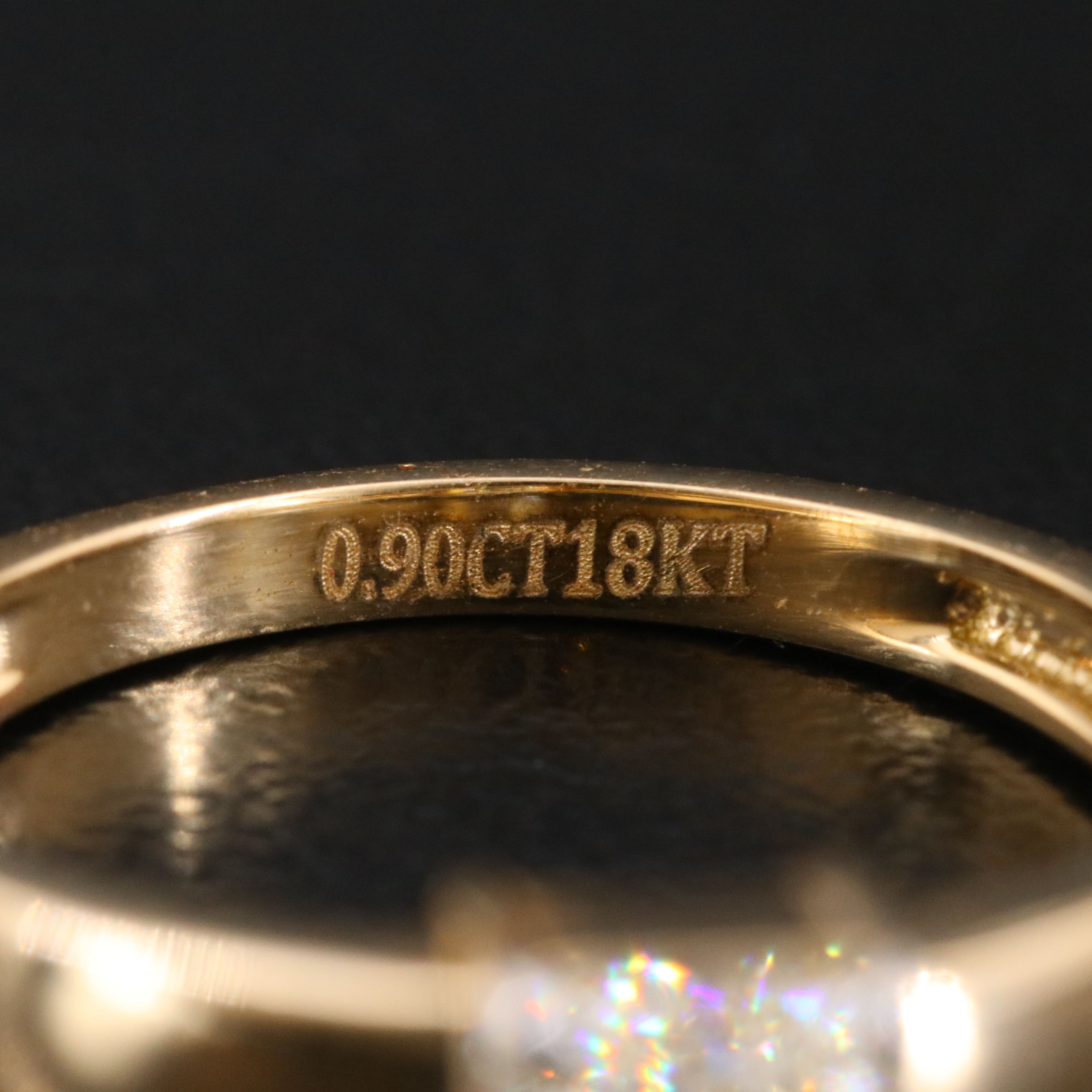 18K 0.90 CT Internally Flawless Diamond Solitaire Ring with GIA Report