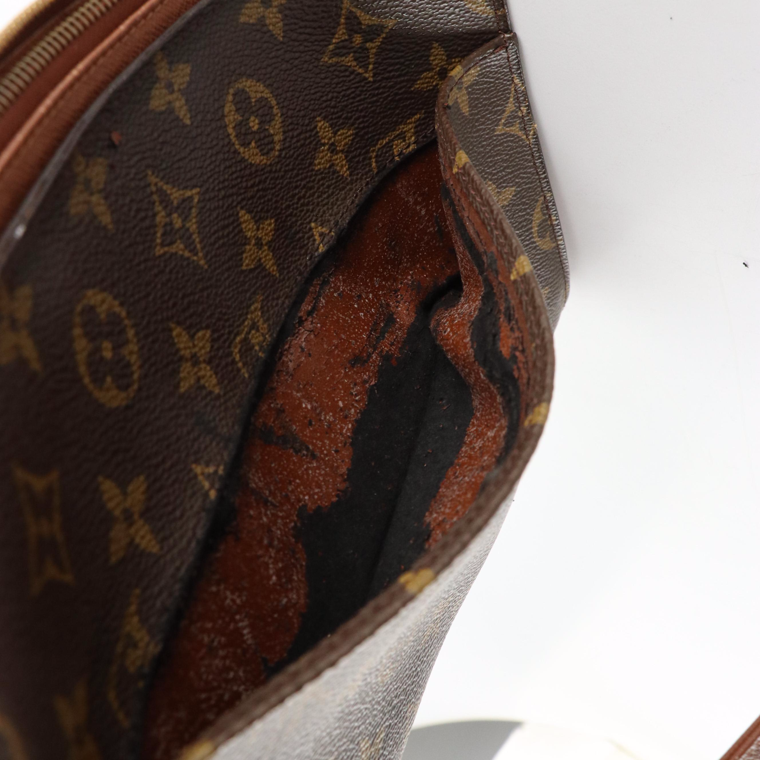 Louis Vuitton Orsay Wristlet Clutch in Monogram Canvas