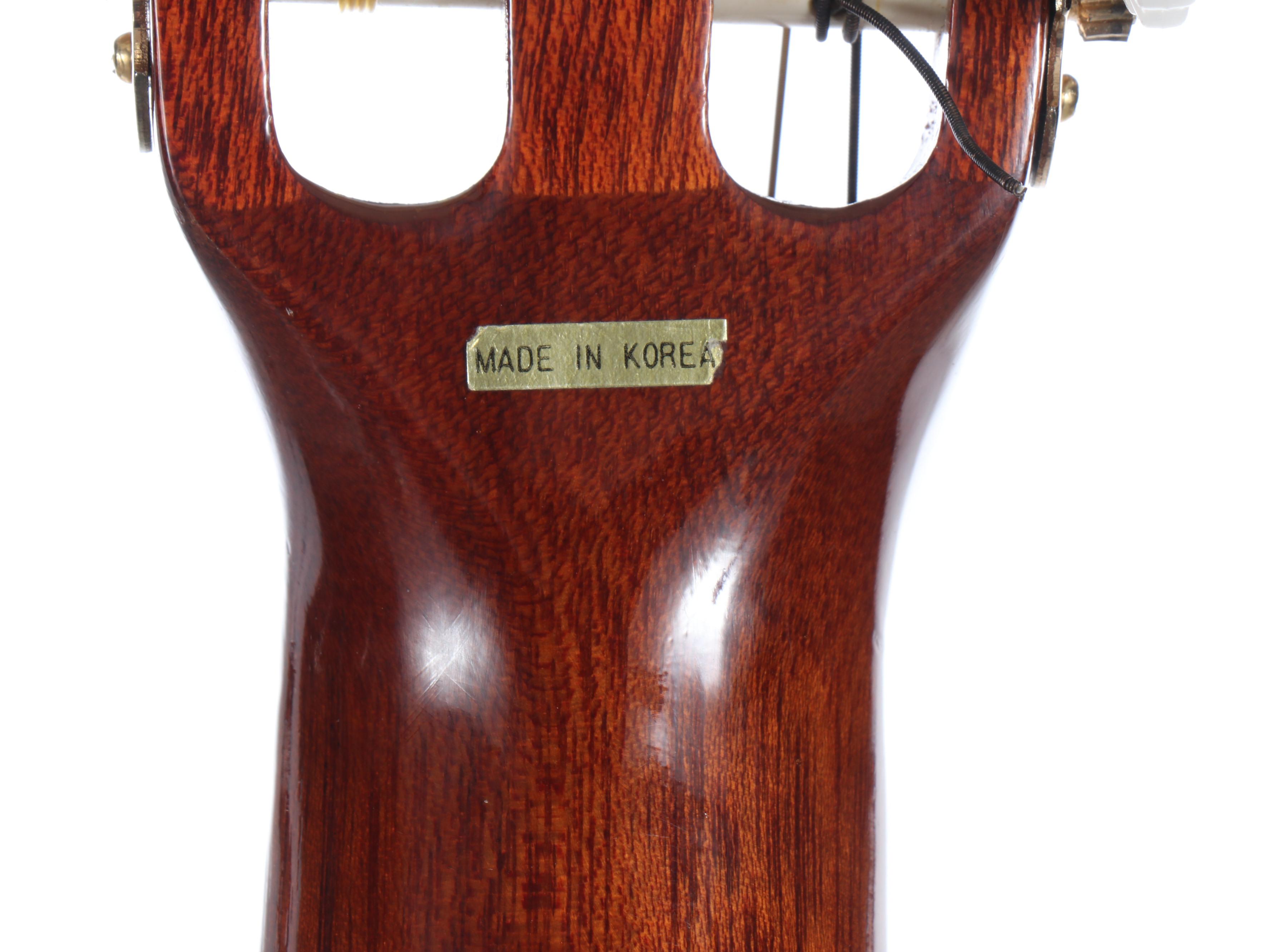 Empro E-16 Acoustic Guitar