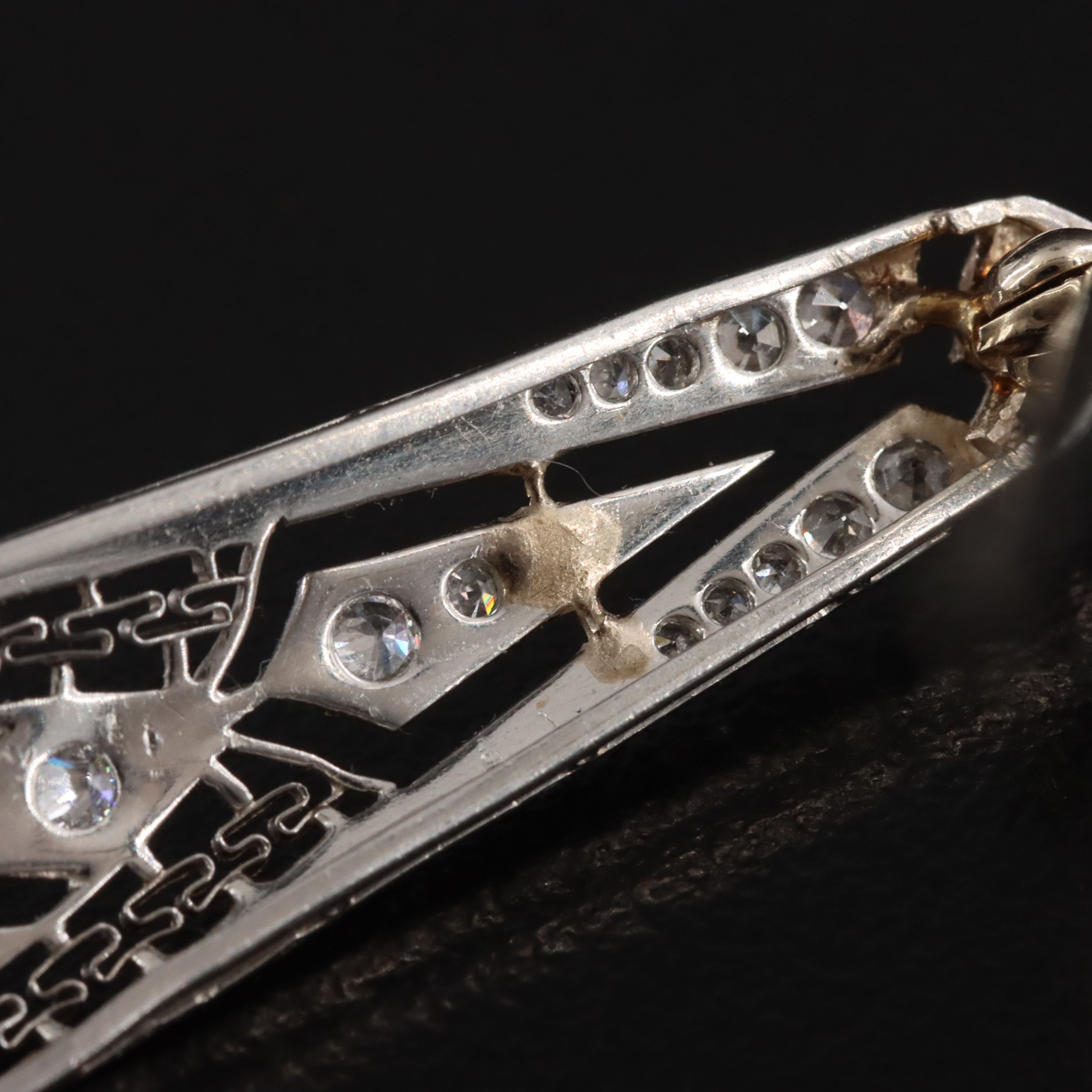 Antique Platinum 1.18 CTW Diamond Brooch