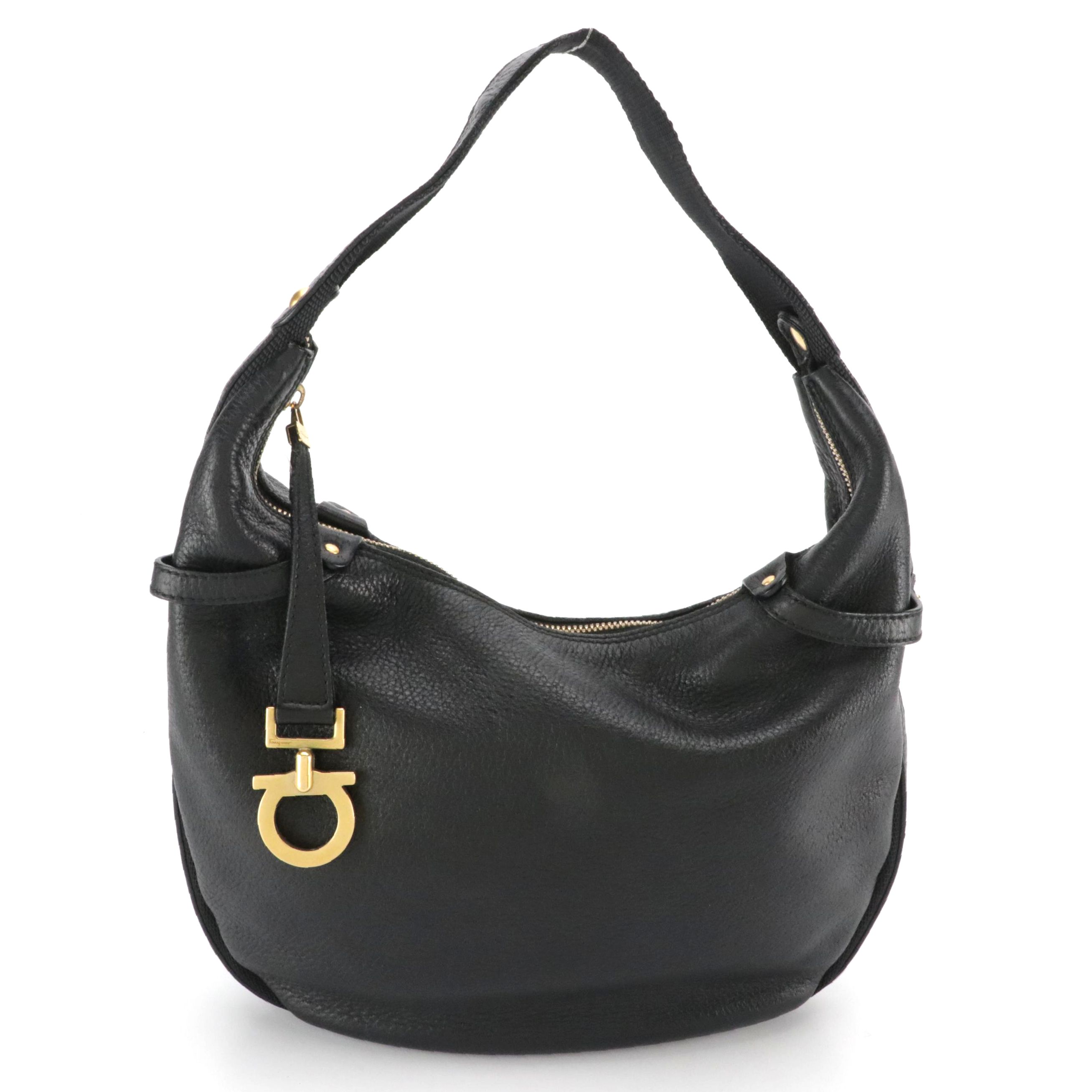 Salvatore Ferragamo Hobo Shoulder Bag in Black Grained Leather