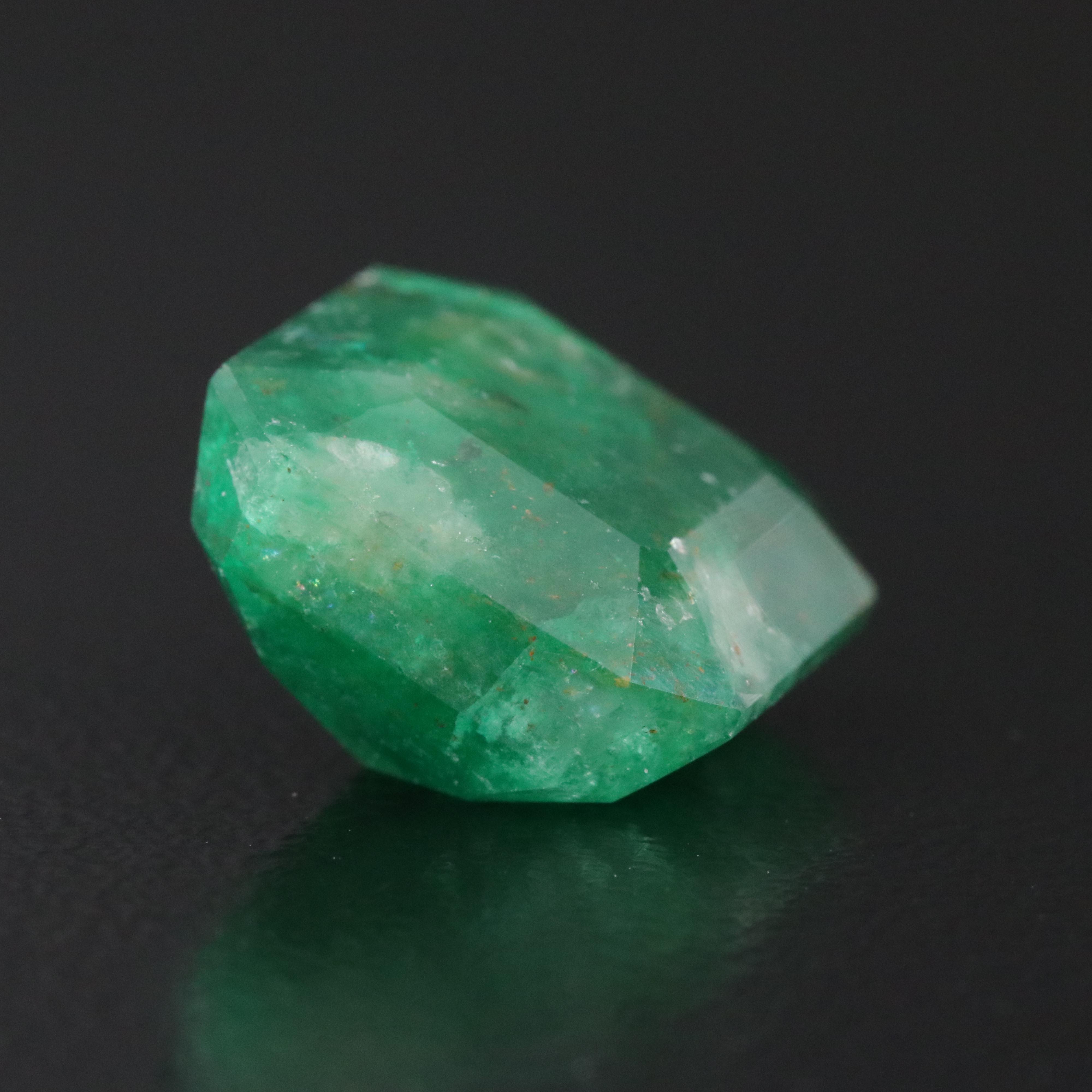 Loose 9.26 CT Emerald