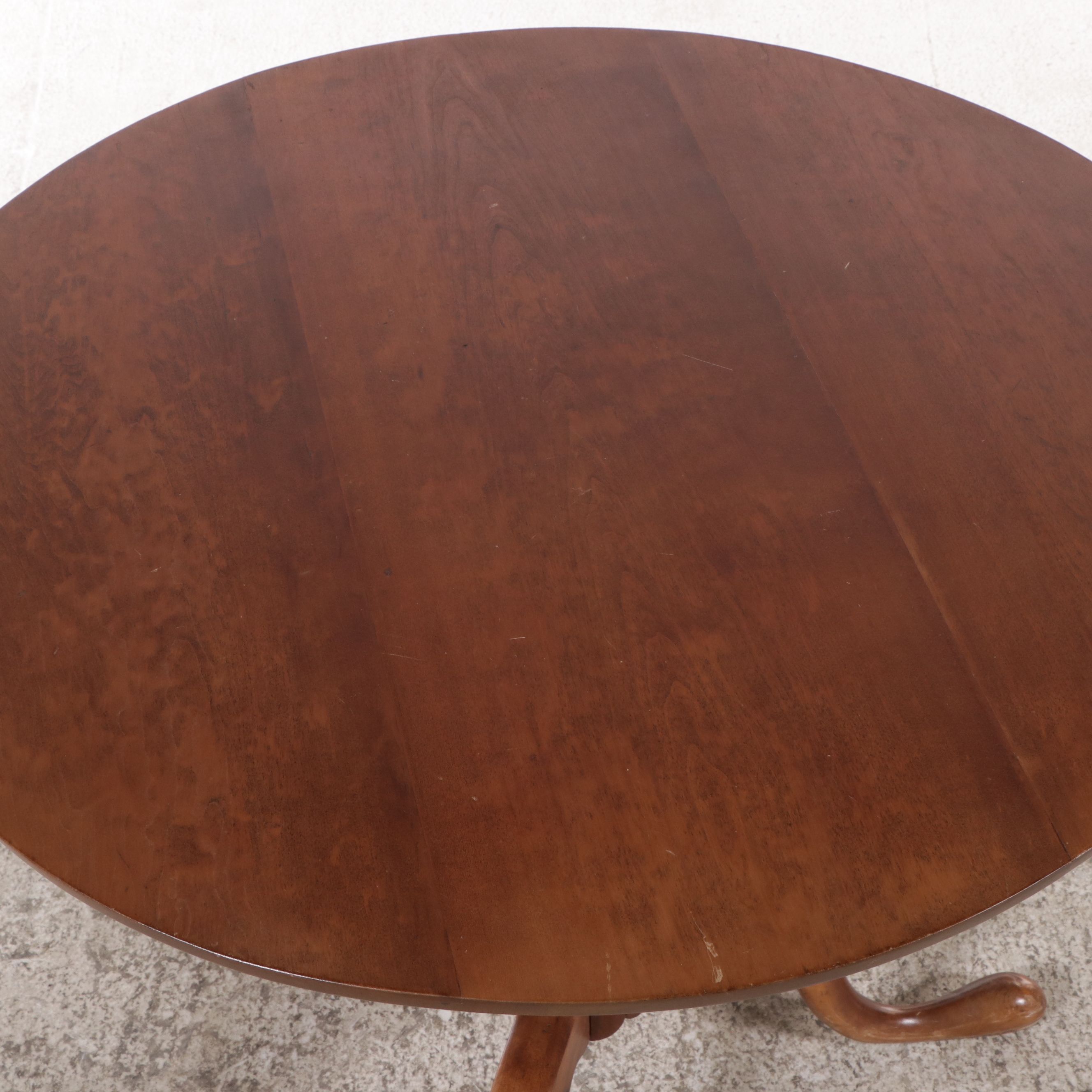 Queen Anne Style Tilt-Top Tea Table