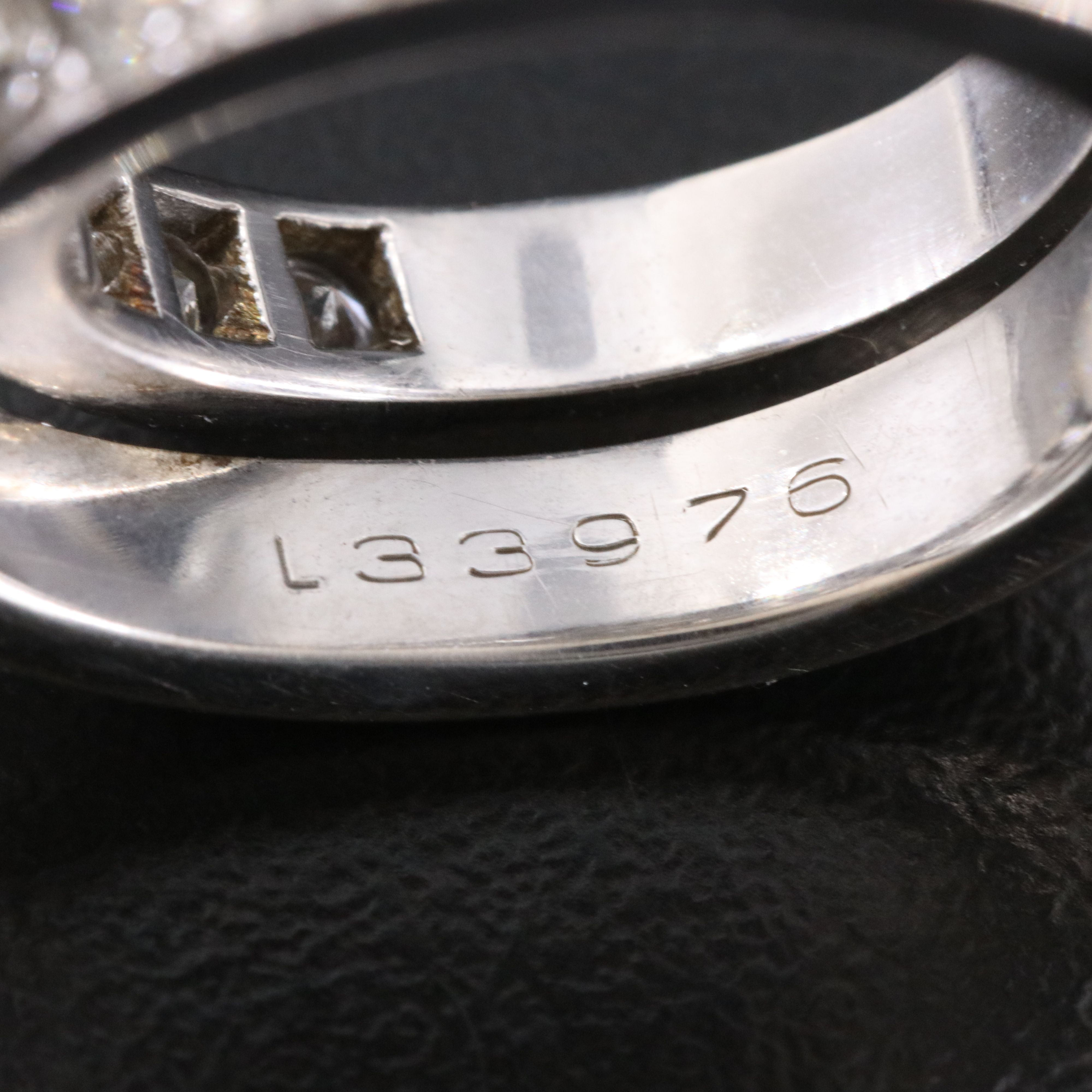 Cartier Nouvelle Vague 18K 1.08 CTW Ring with COA