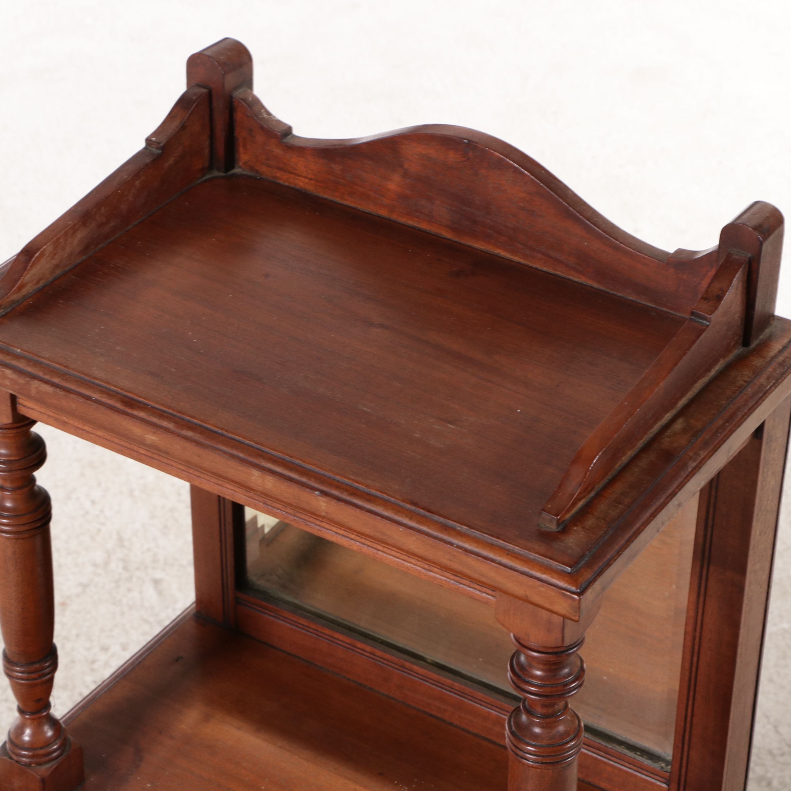 Edwardian Walnut Two-Tiered Fireside Purdonium