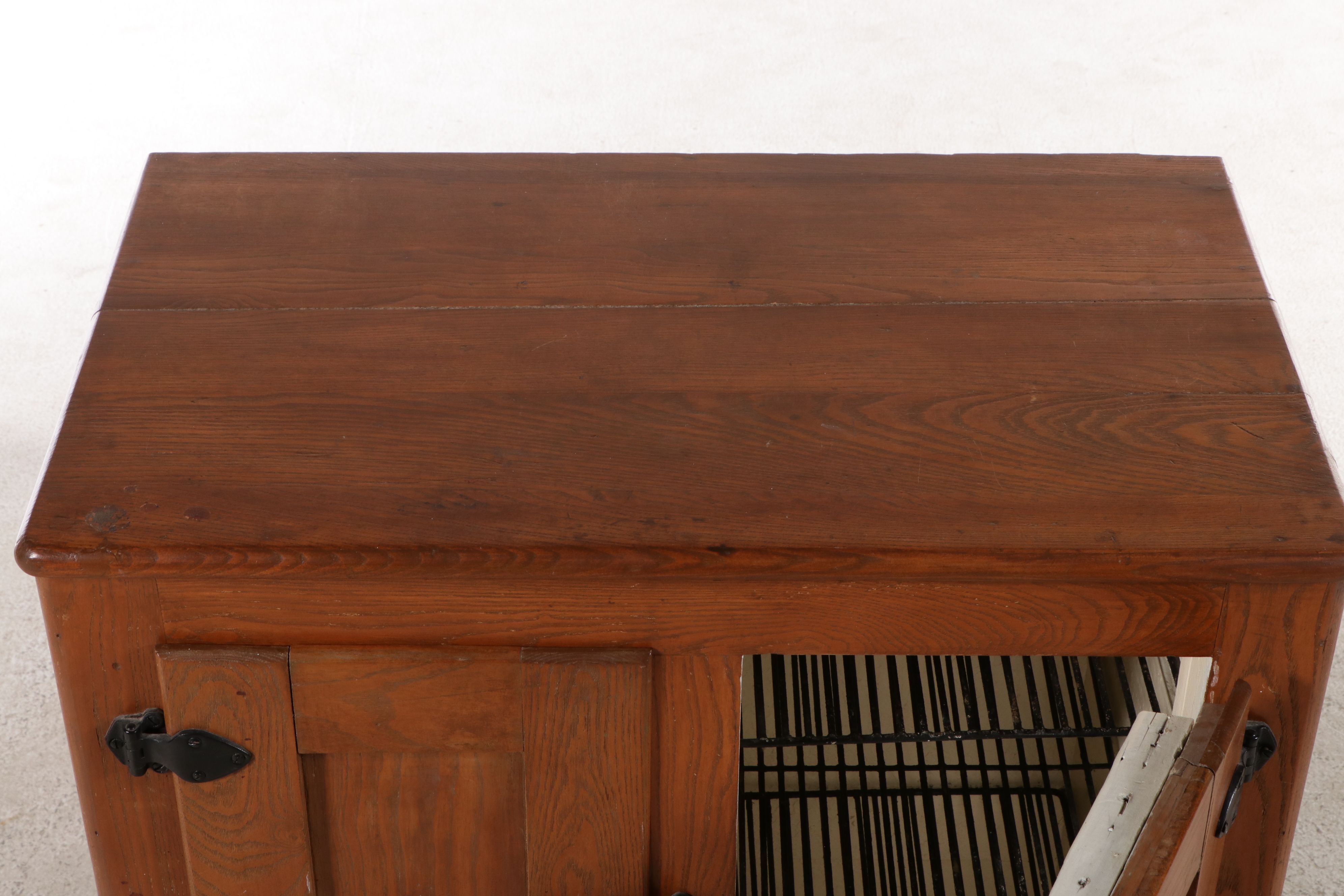 Central Food Co. "Food Saver" Ice Box