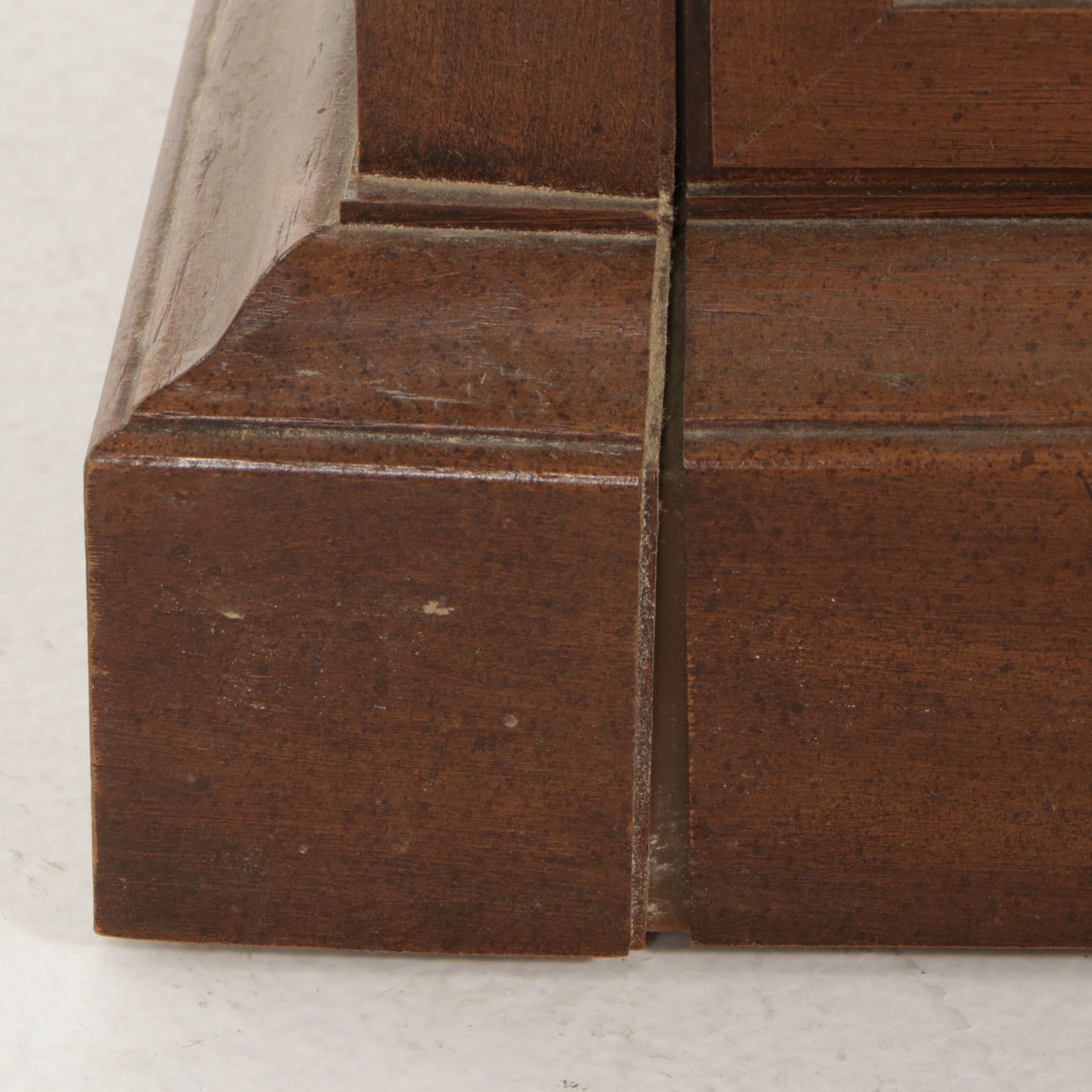 Magnavox Console Stereo System with Radio, Turntable and Records