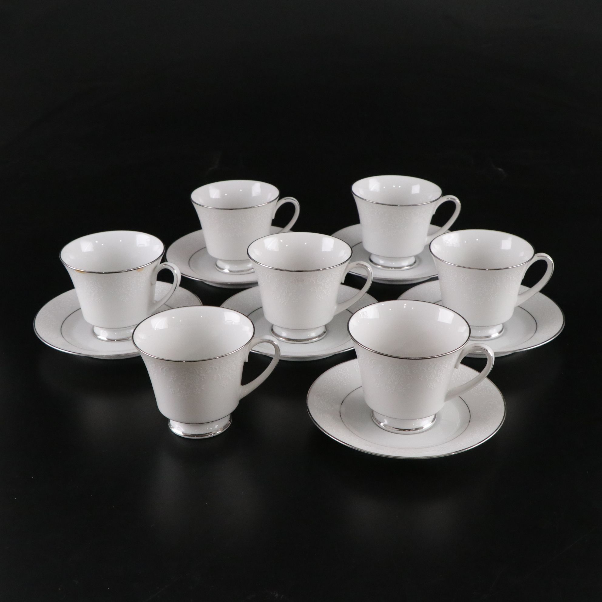 Noritake "Tahoe" Dinnerware Set with Fostoria "Sheffield" Platinum Glassware