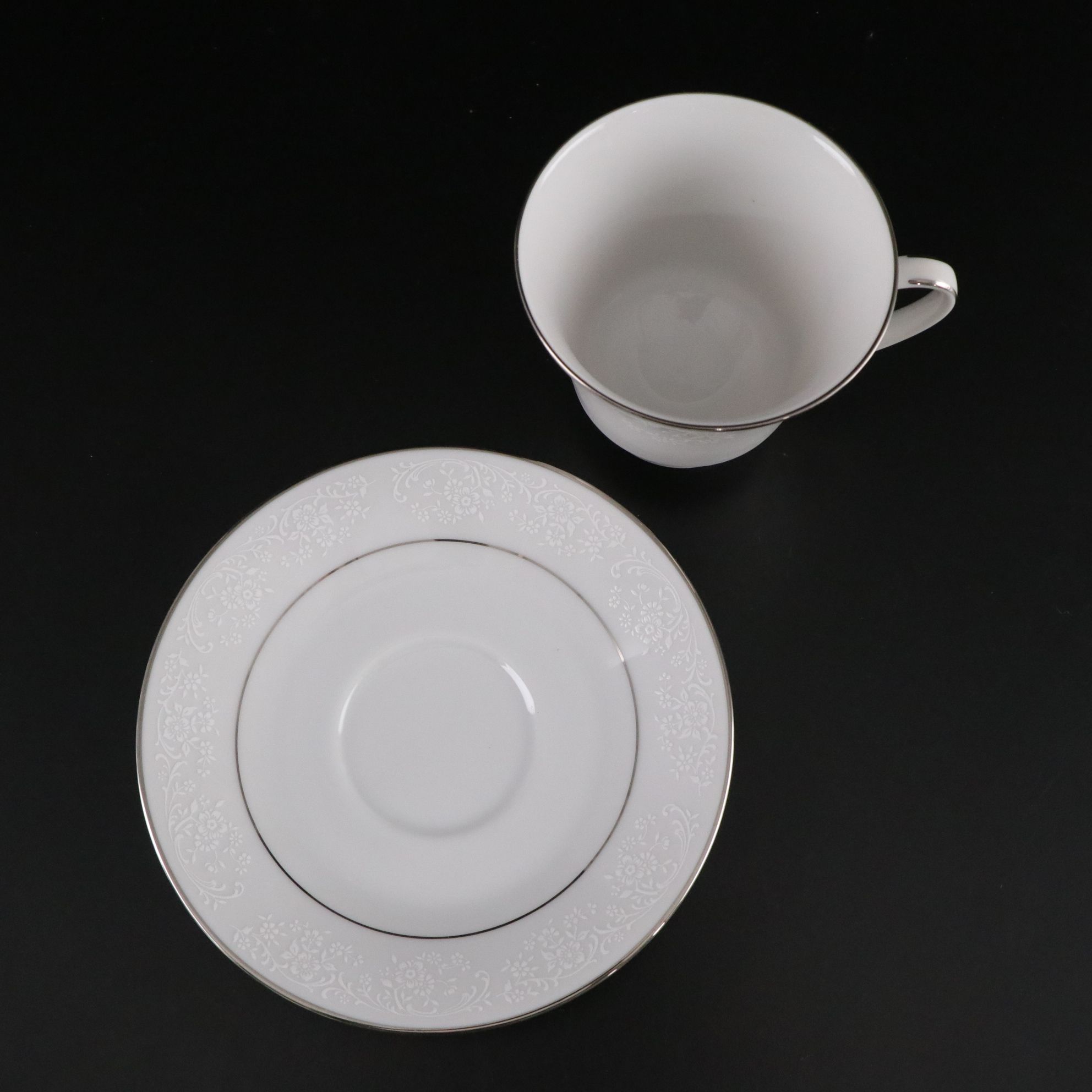 Noritake "Tahoe" Dinnerware Set with Fostoria "Sheffield" Platinum Glassware