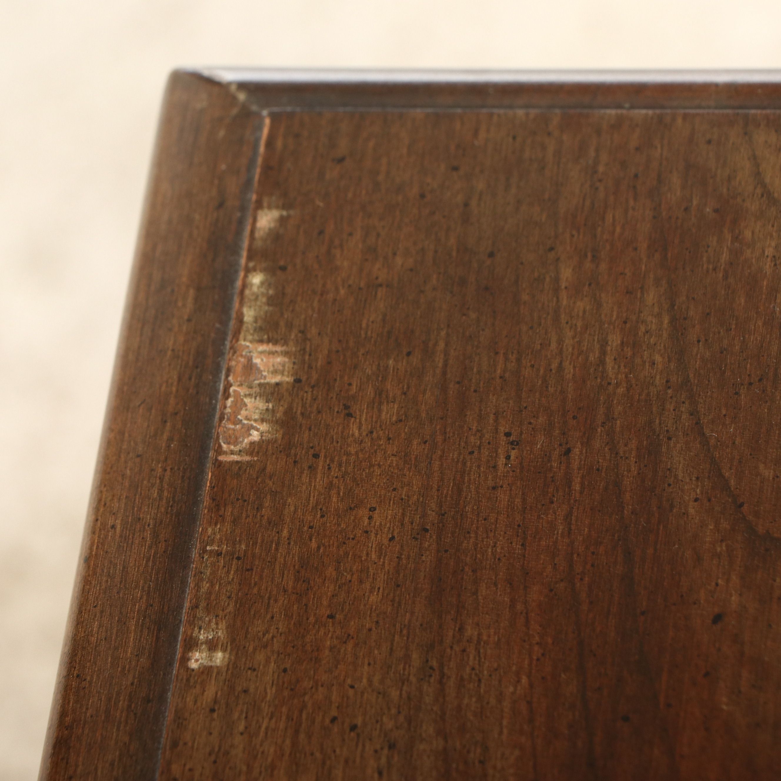 Pennsylvania House Queen Anne Style Walnut Single-Drawer End Table