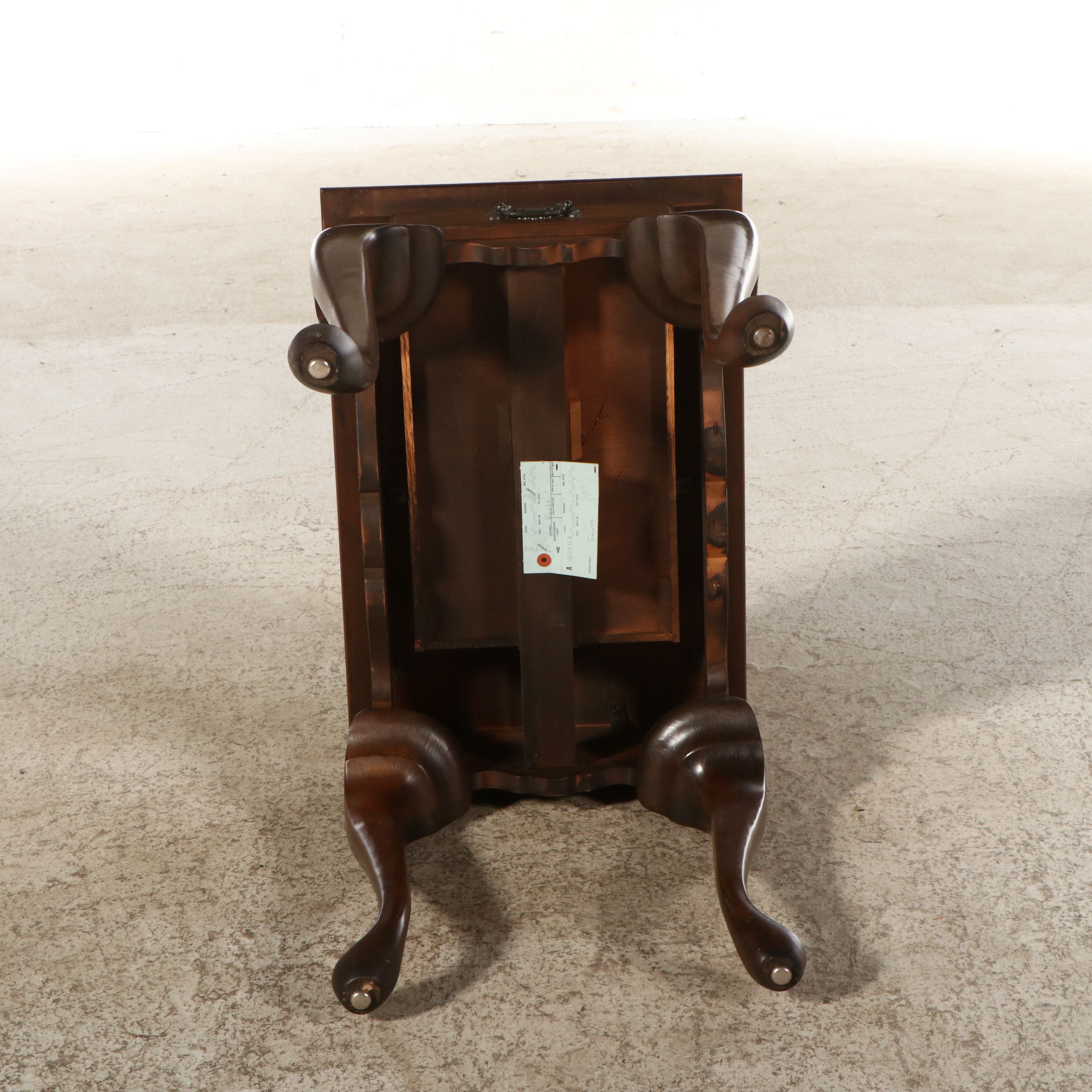 Pennsylvania House Queen Anne Style Walnut Single-Drawer End Table