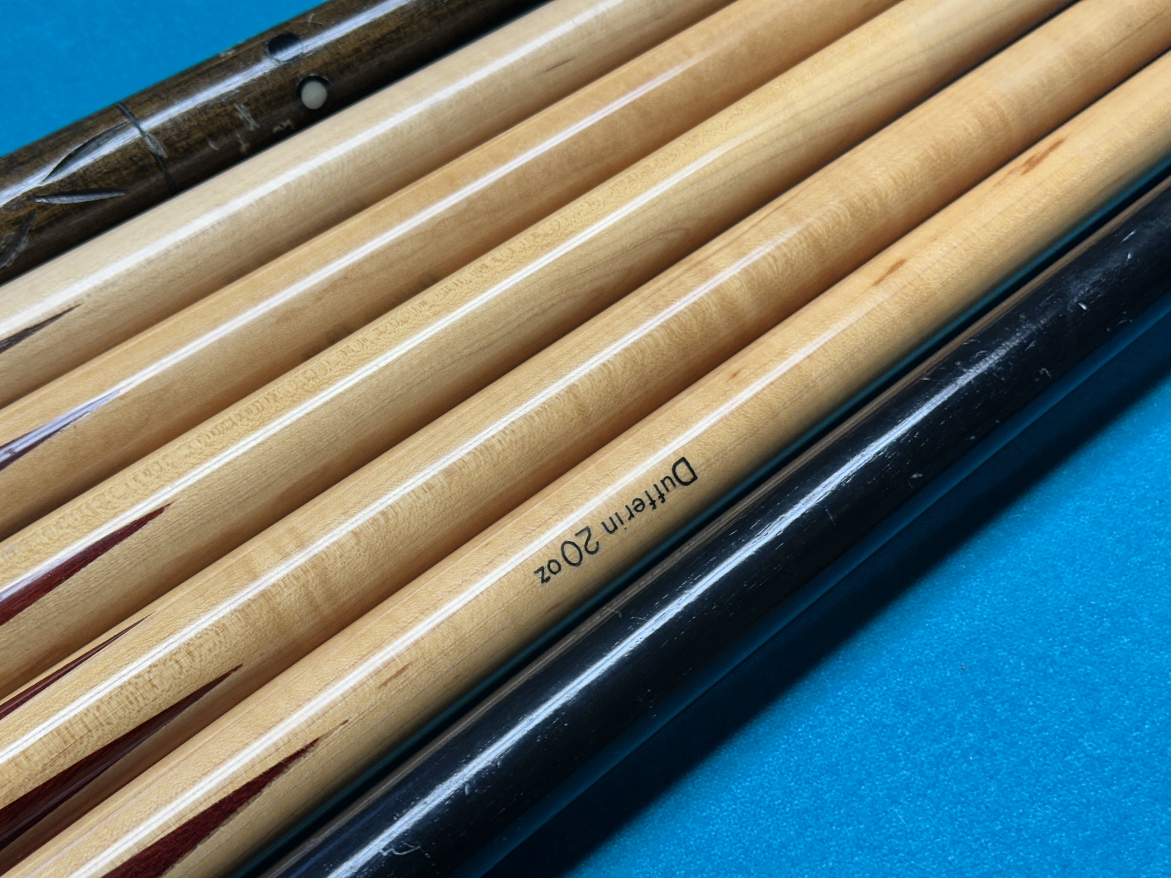 *Custom Pick Up* Oak Billiards Table with Cues and Accessories