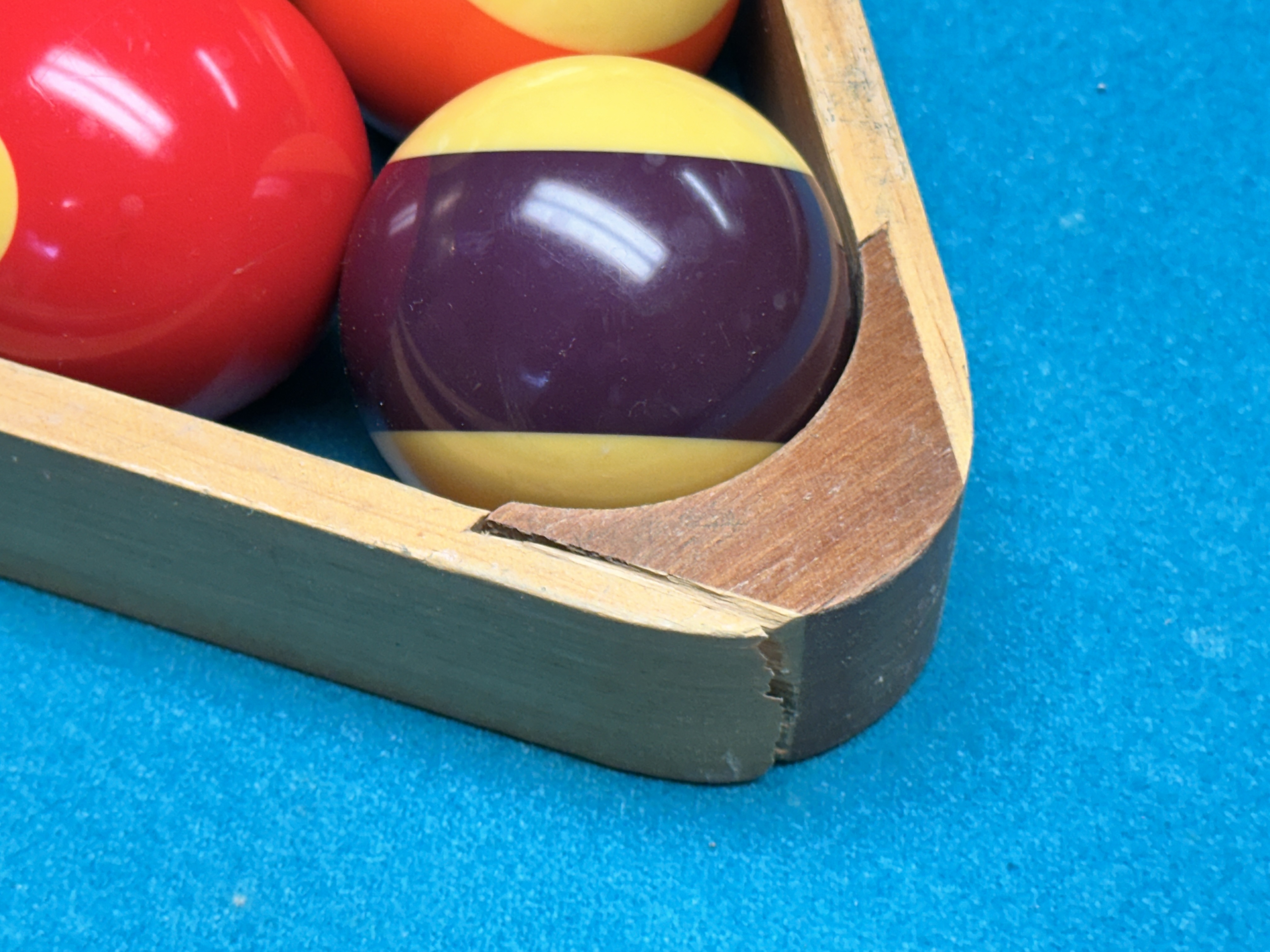 *Custom Pick Up* Oak Billiards Table with Cues and Accessories