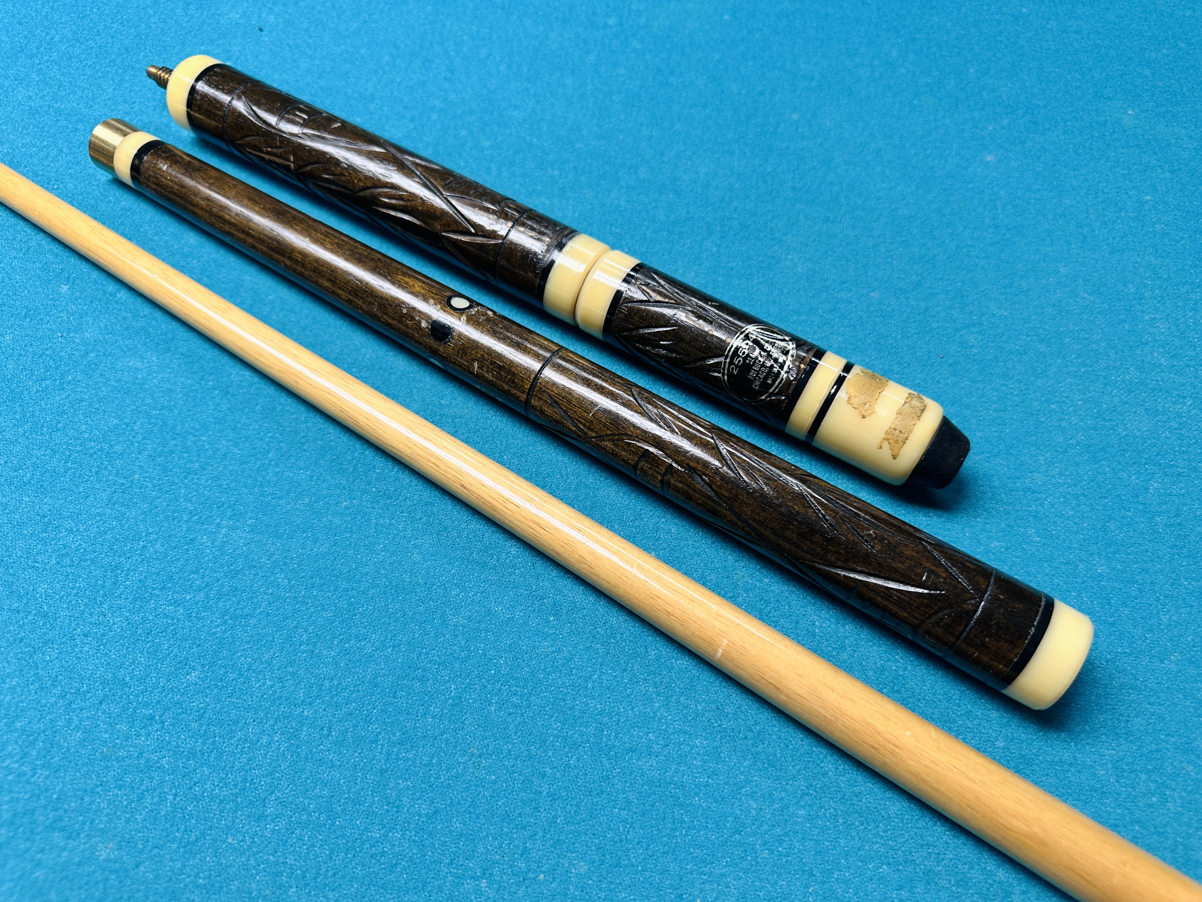 *Custom Pick Up* Oak Billiards Table with Cues and Accessories