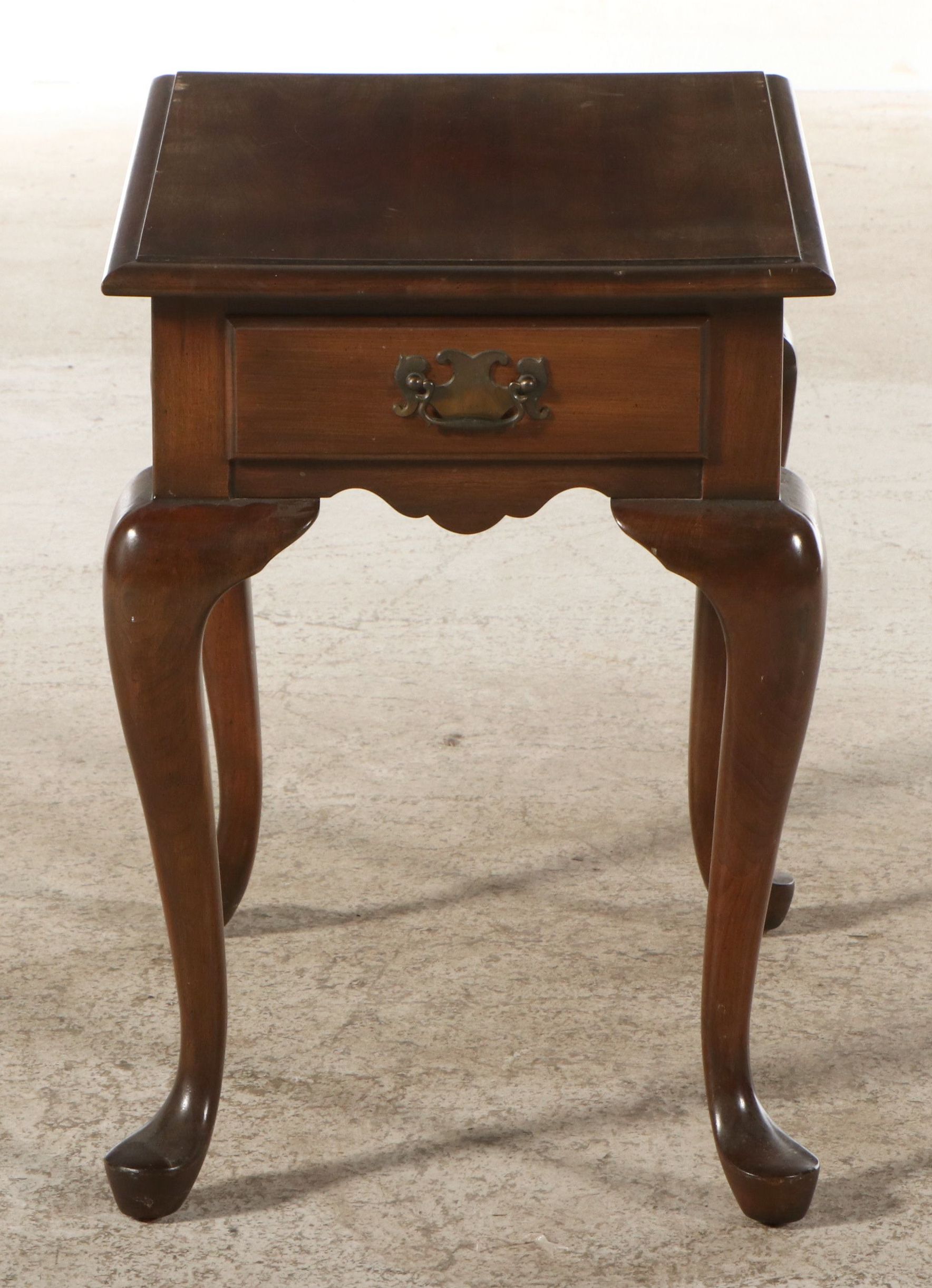 Pennsylvania House Queen Anne Style Walnut Single-Drawer End Table