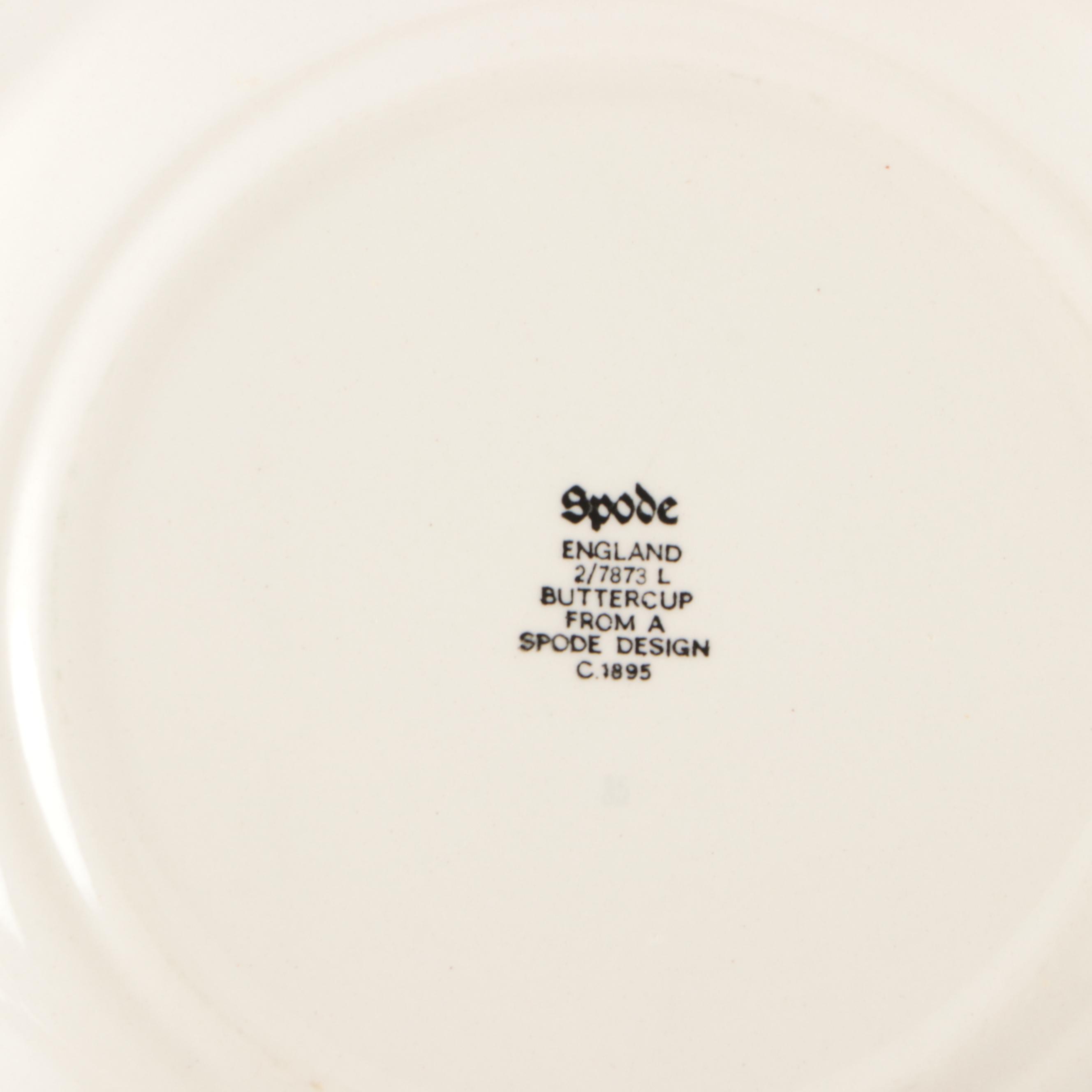 Spode "Buttercup" Porcelain Dinnerware, Mid to Late 20th Century