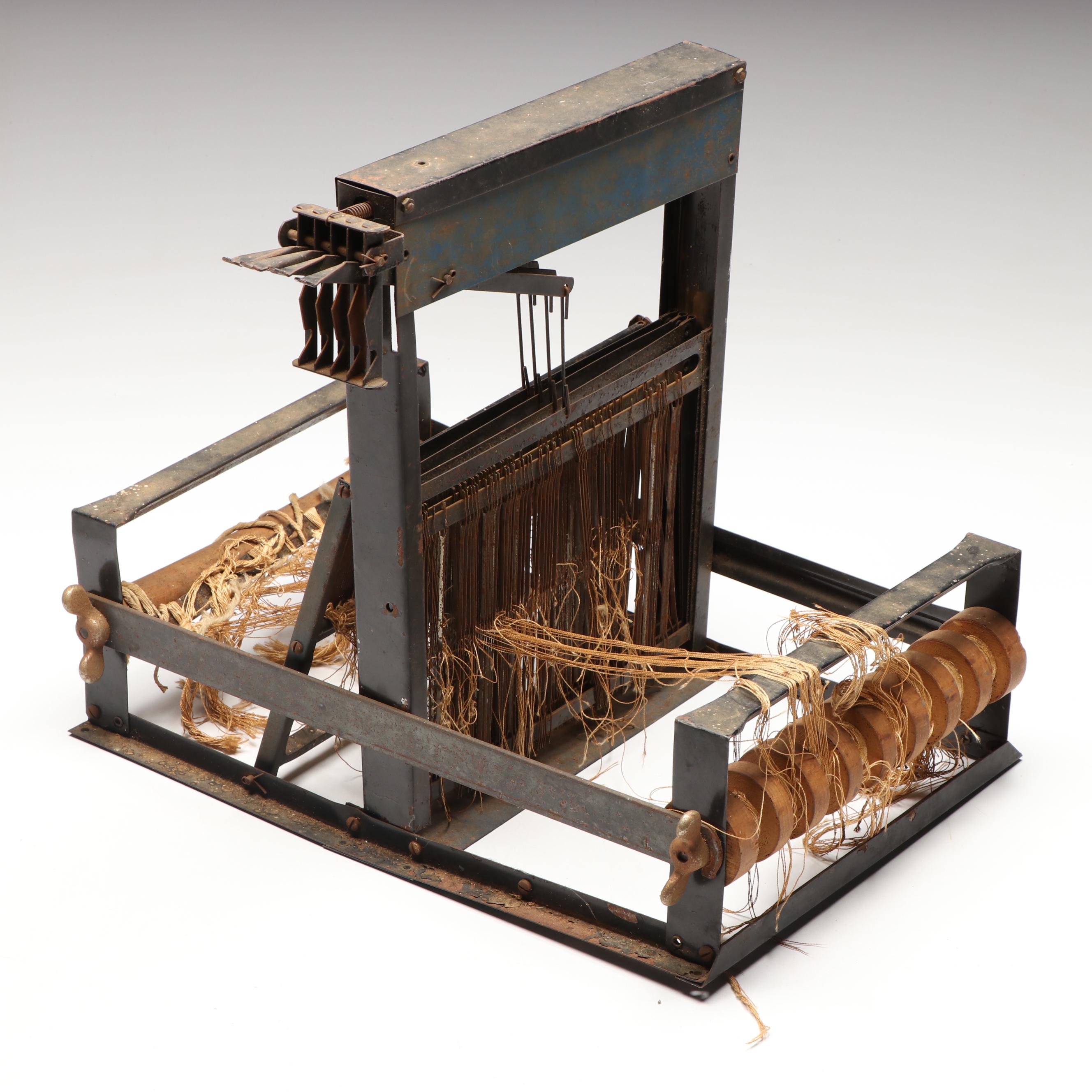 Structo ArtCraft Table Top Weaving Loom