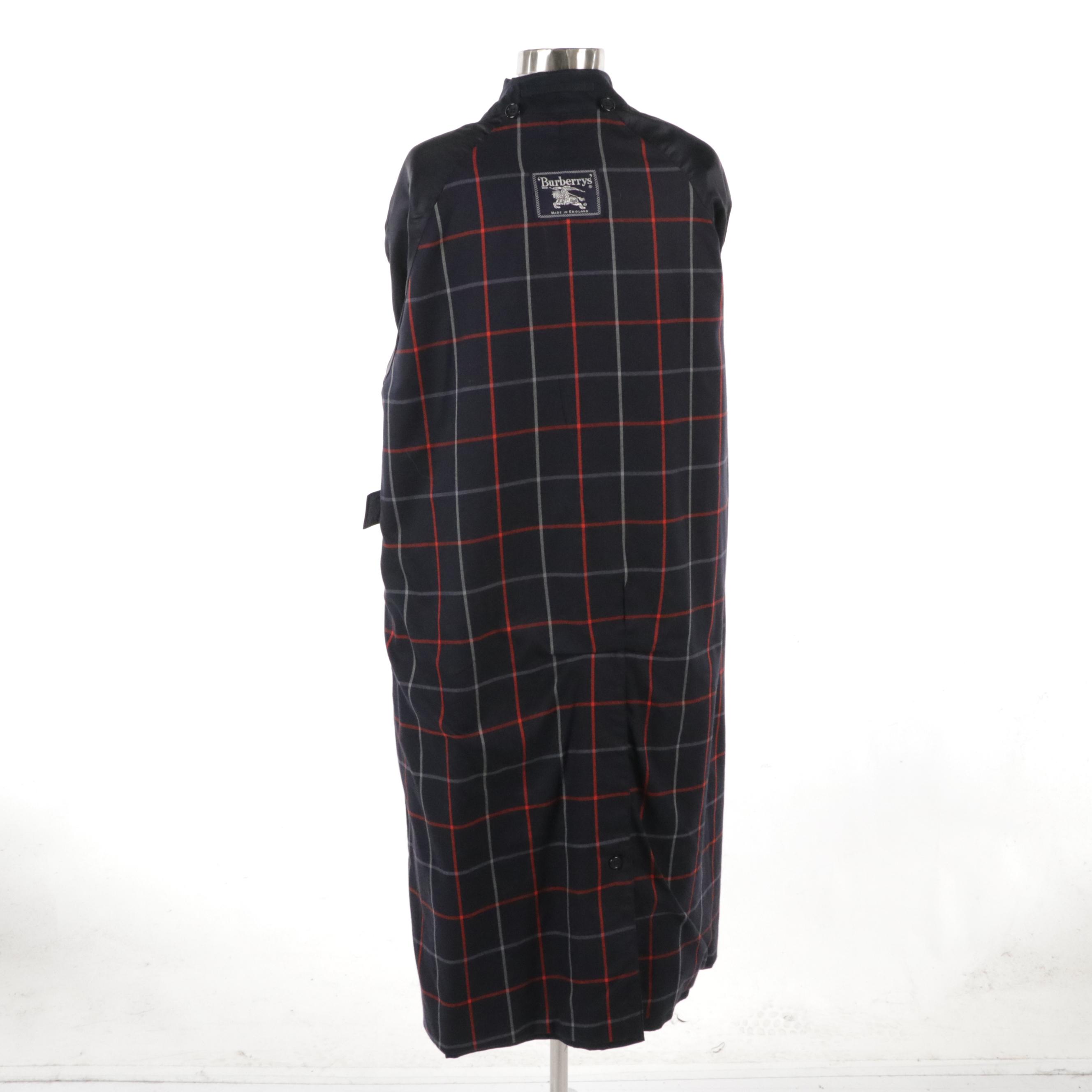 Burberrys Navy Blue Gabardine Single-Breasted Trench Coat with Plaid Lining