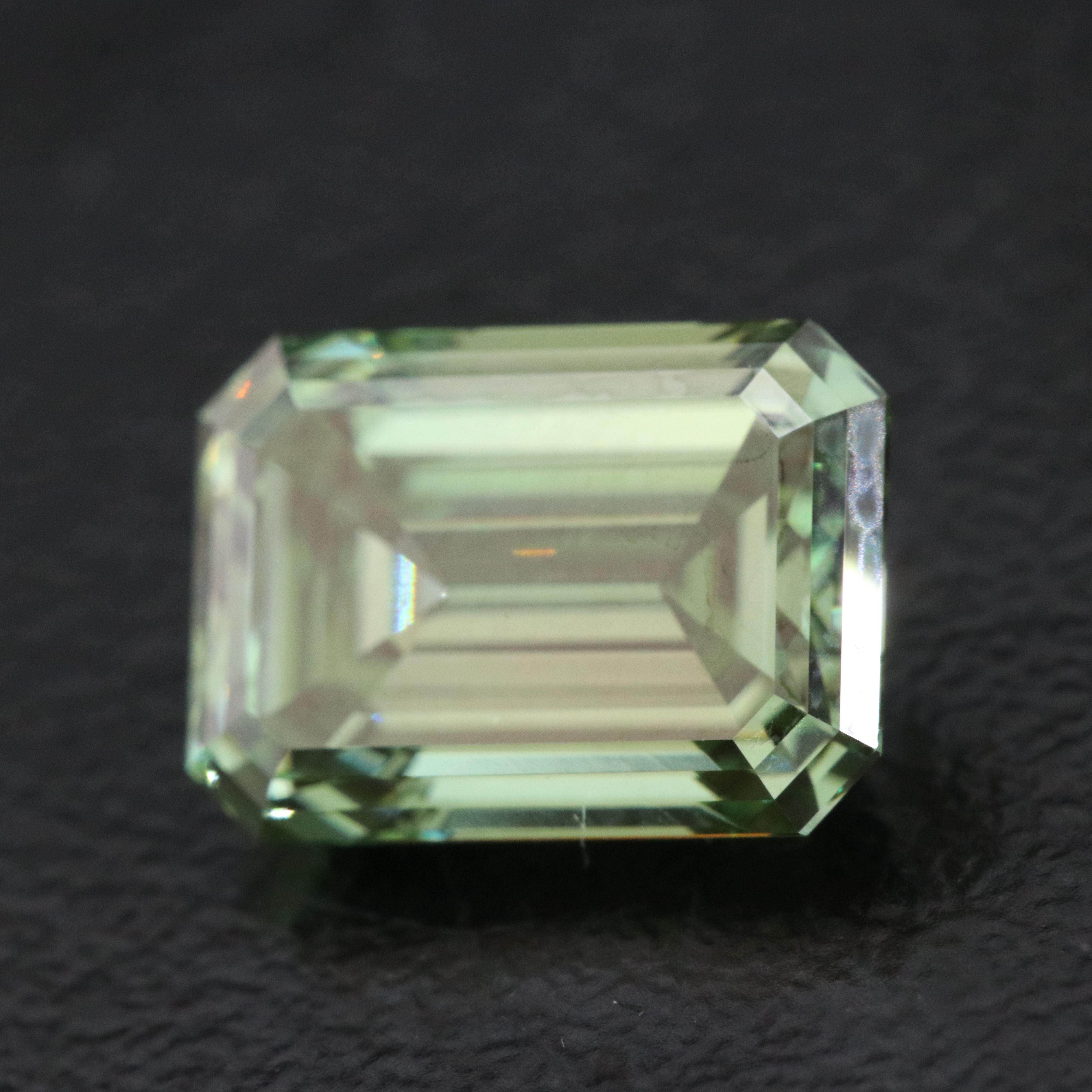 Loose 3.12 CT Lab Grown Fancy Green Diamond with IGI Report