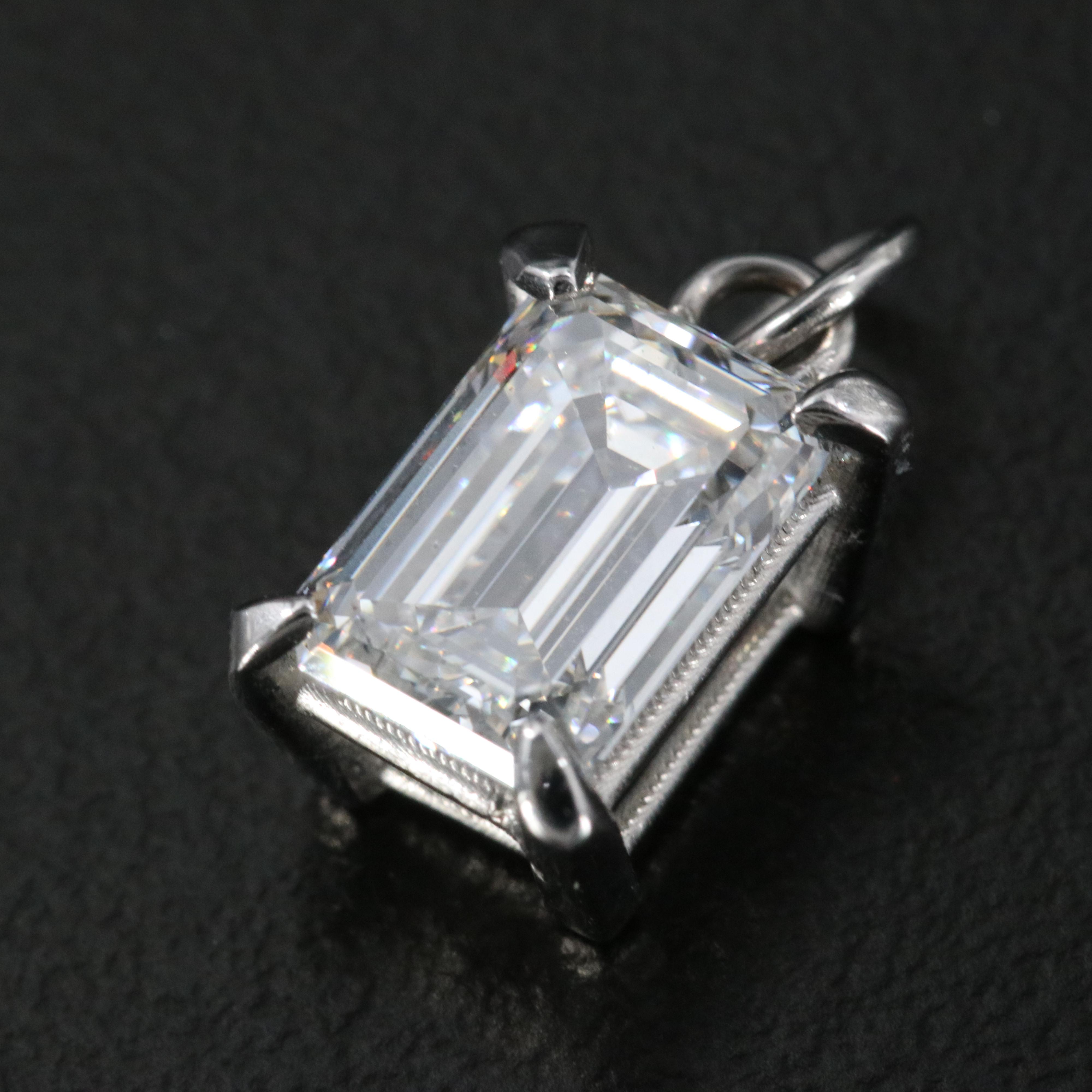 14K 1.90 CT Lab Grown Diamond Solitaire Pendant with IGI Report