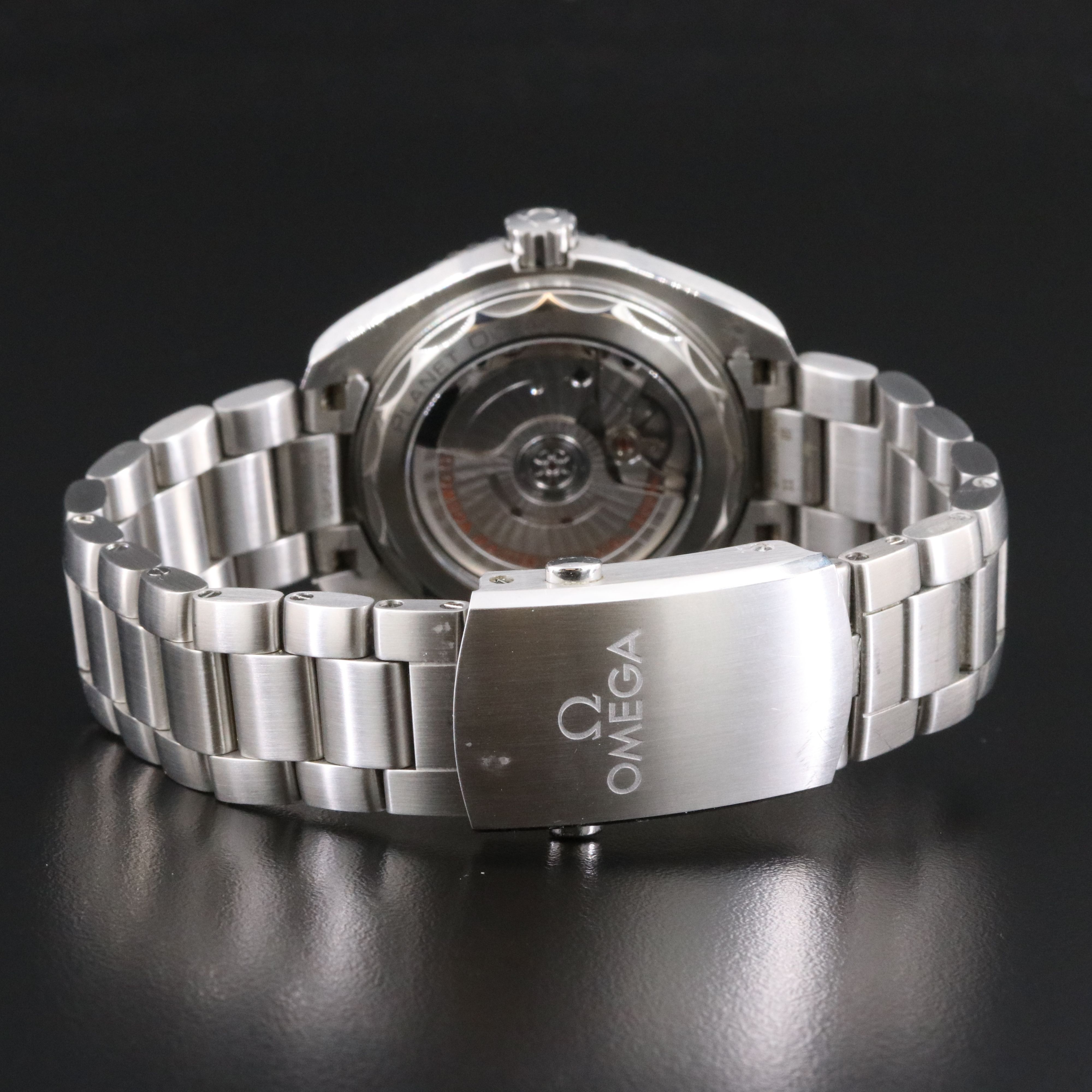 Omega Seamaster Professional 600M Planet Ocean Watch