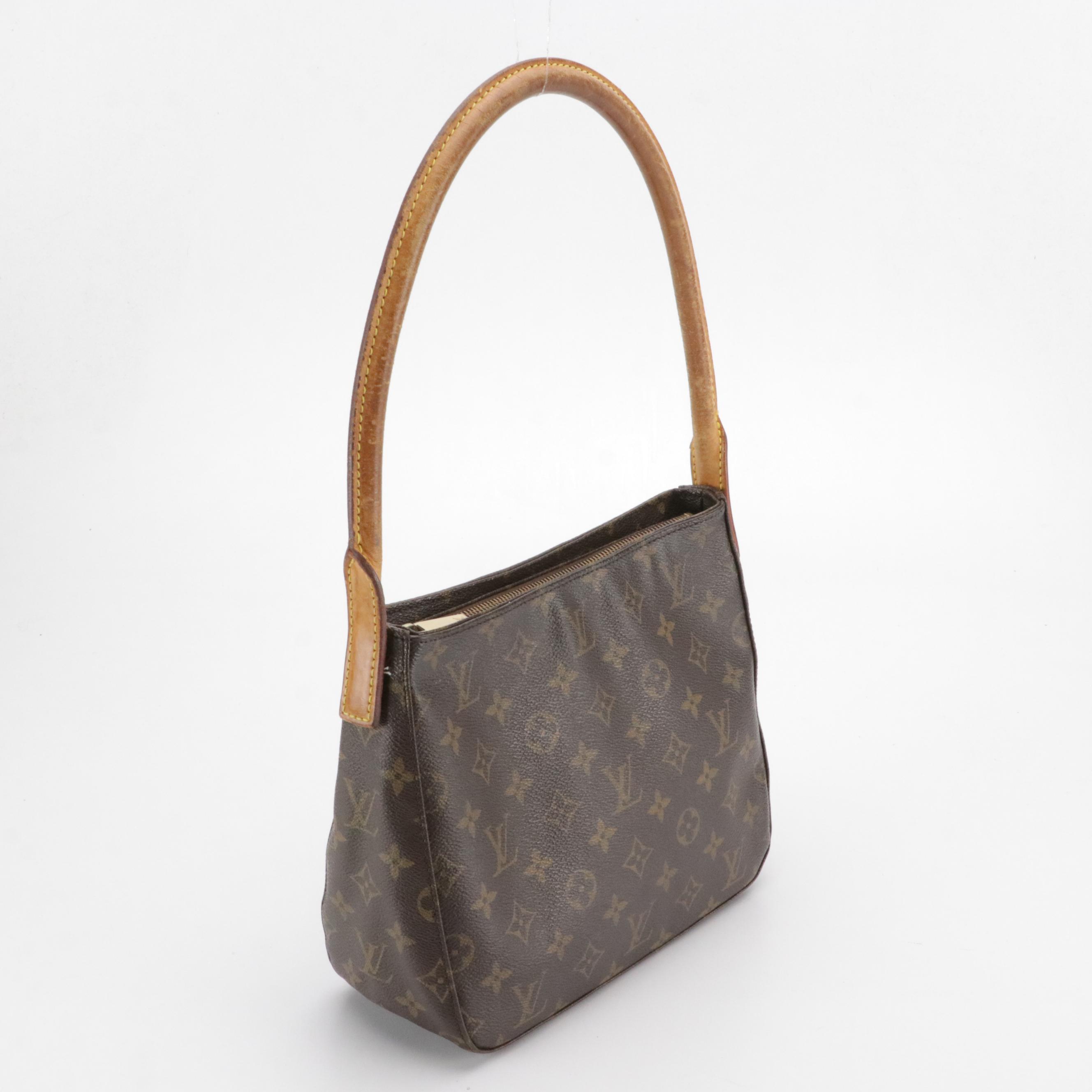 Louis Vuitton Looping MM Bag in Monogram Canvas and Vachetta Leather