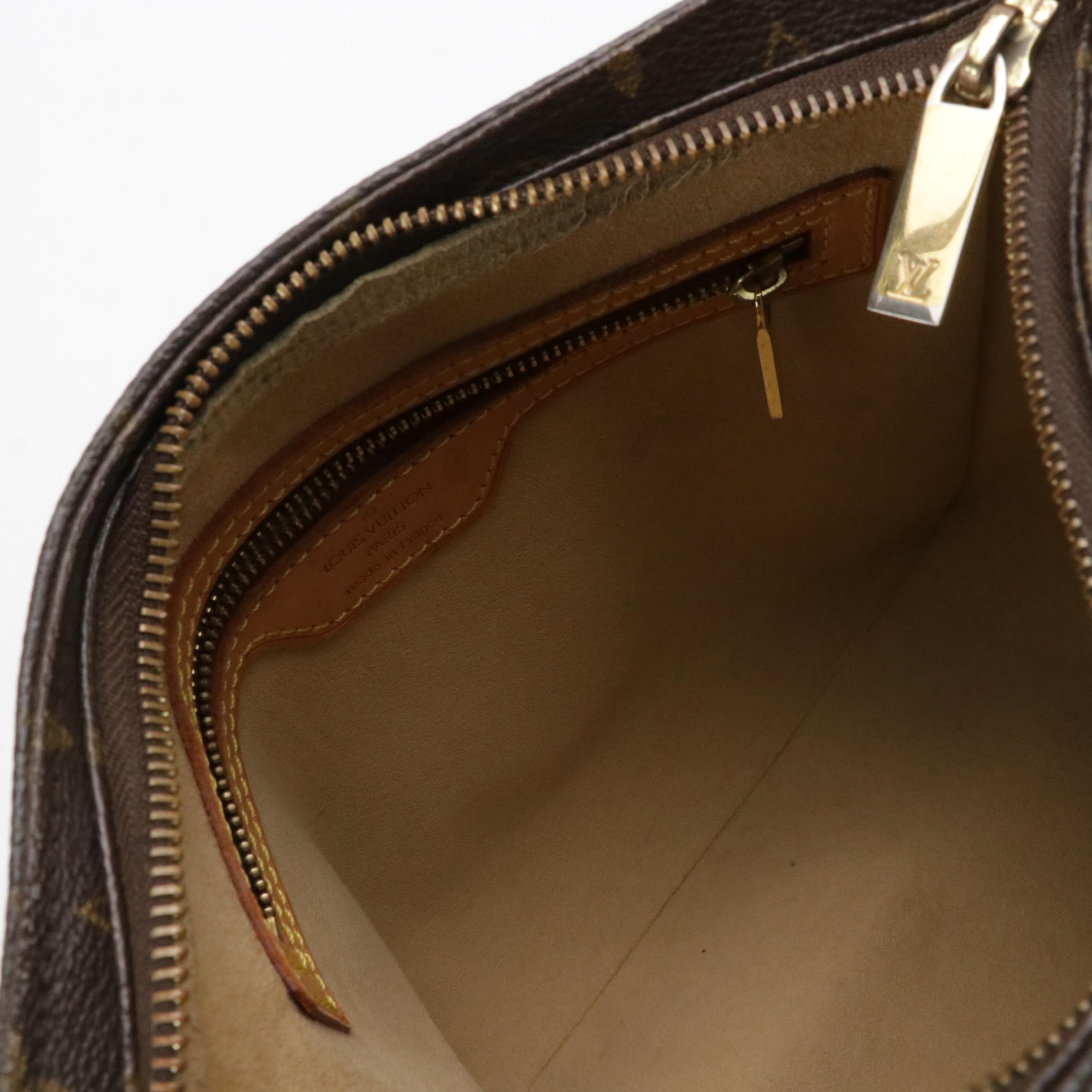 Louis Vuitton Looping MM Bag in Monogram Canvas and Vachetta Leather