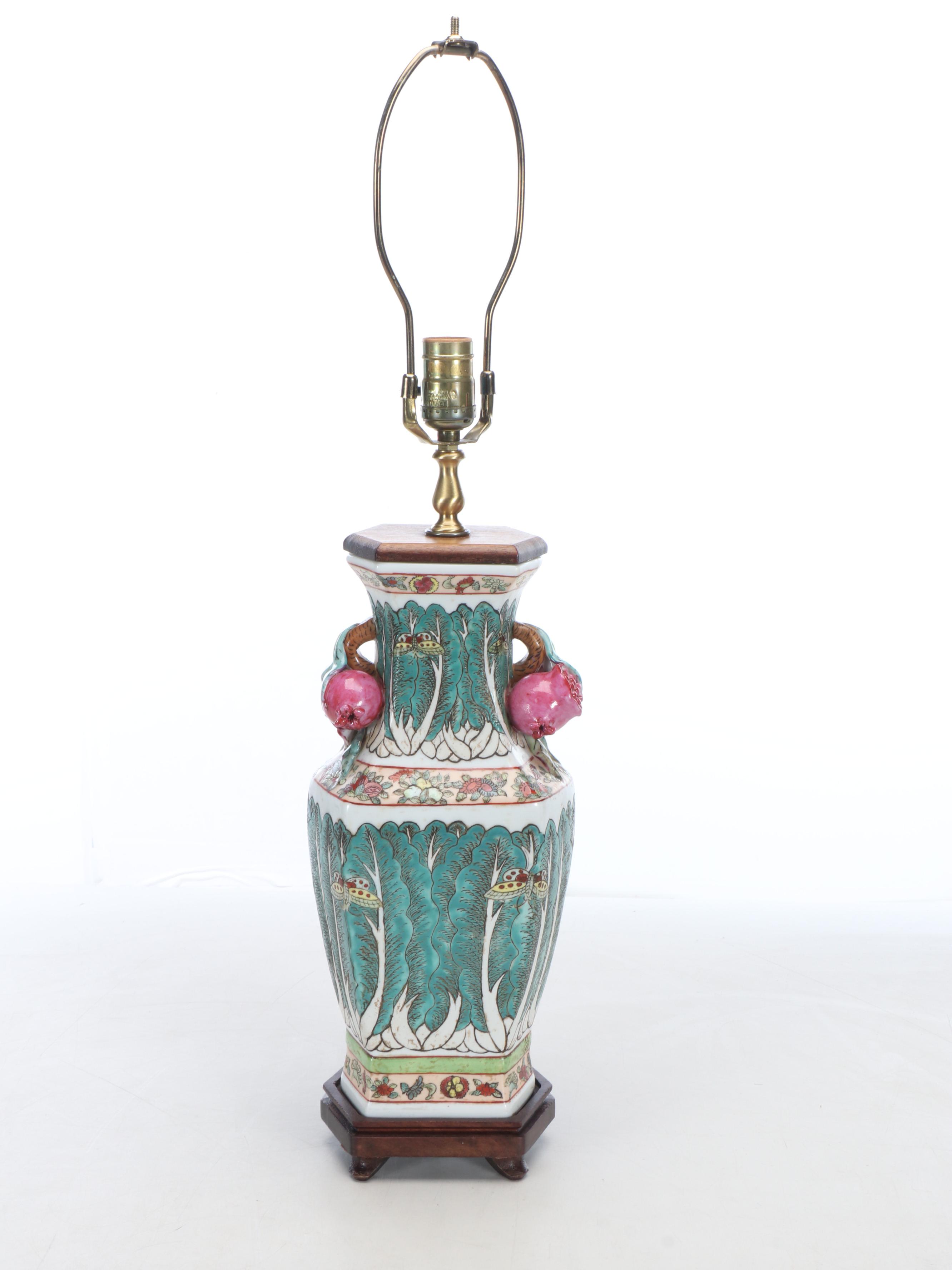 Chinese Famille Rose Porcelain Table Lamp with Silk Shade