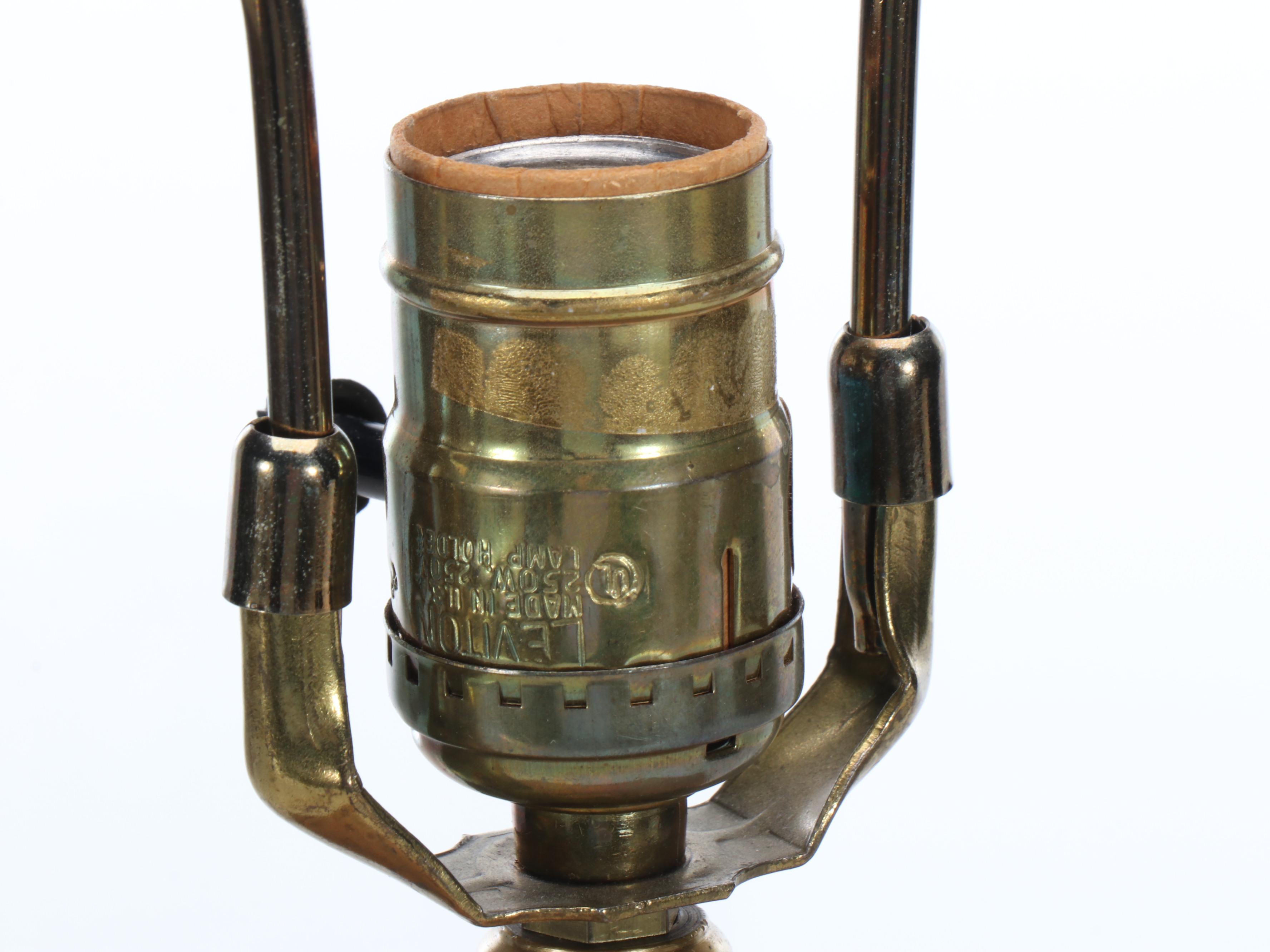 Chinese Famille Rose Porcelain Table Lamp with Silk Shade