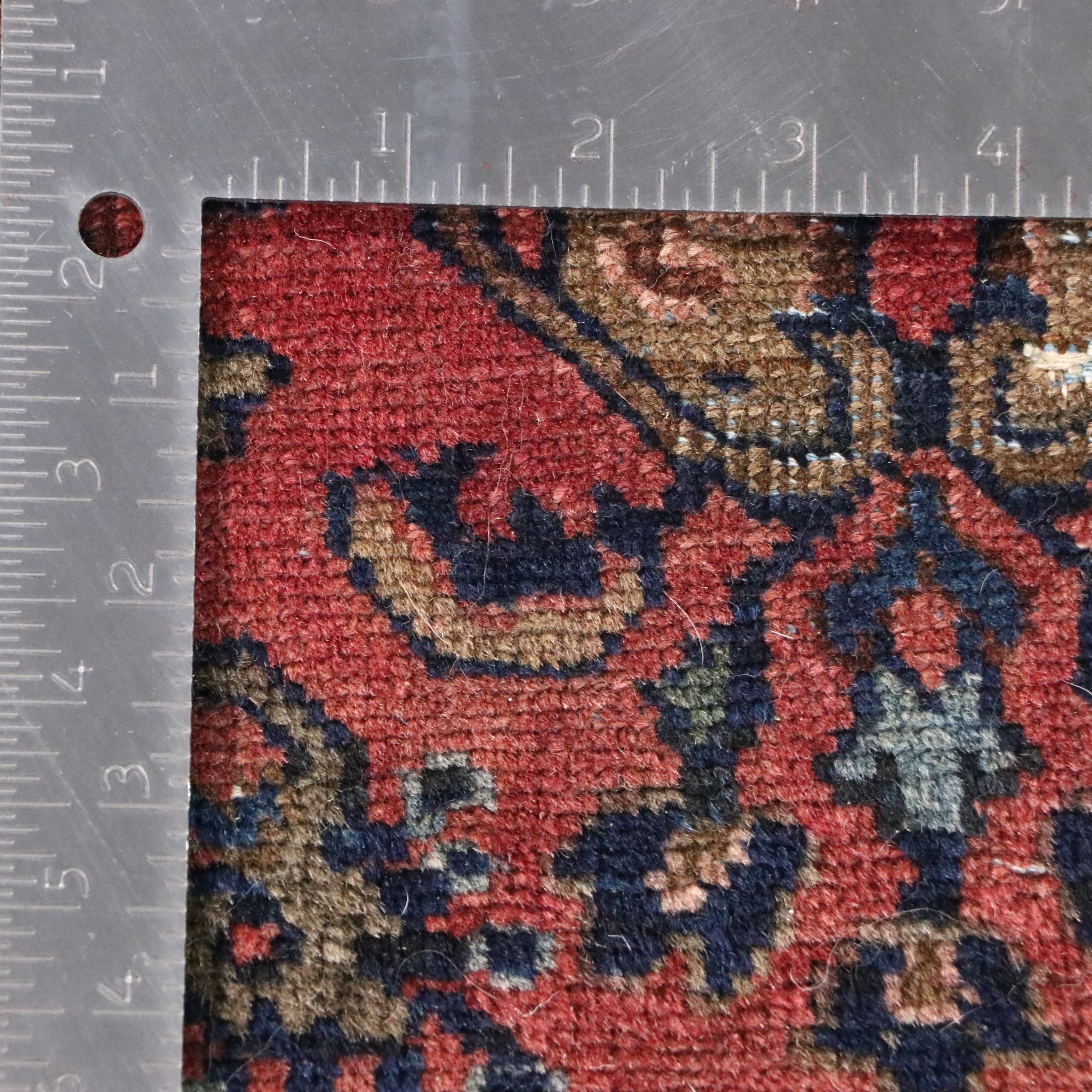 4'2 x 6'7 Hand-Knotted Persian Sarouk Area Rug