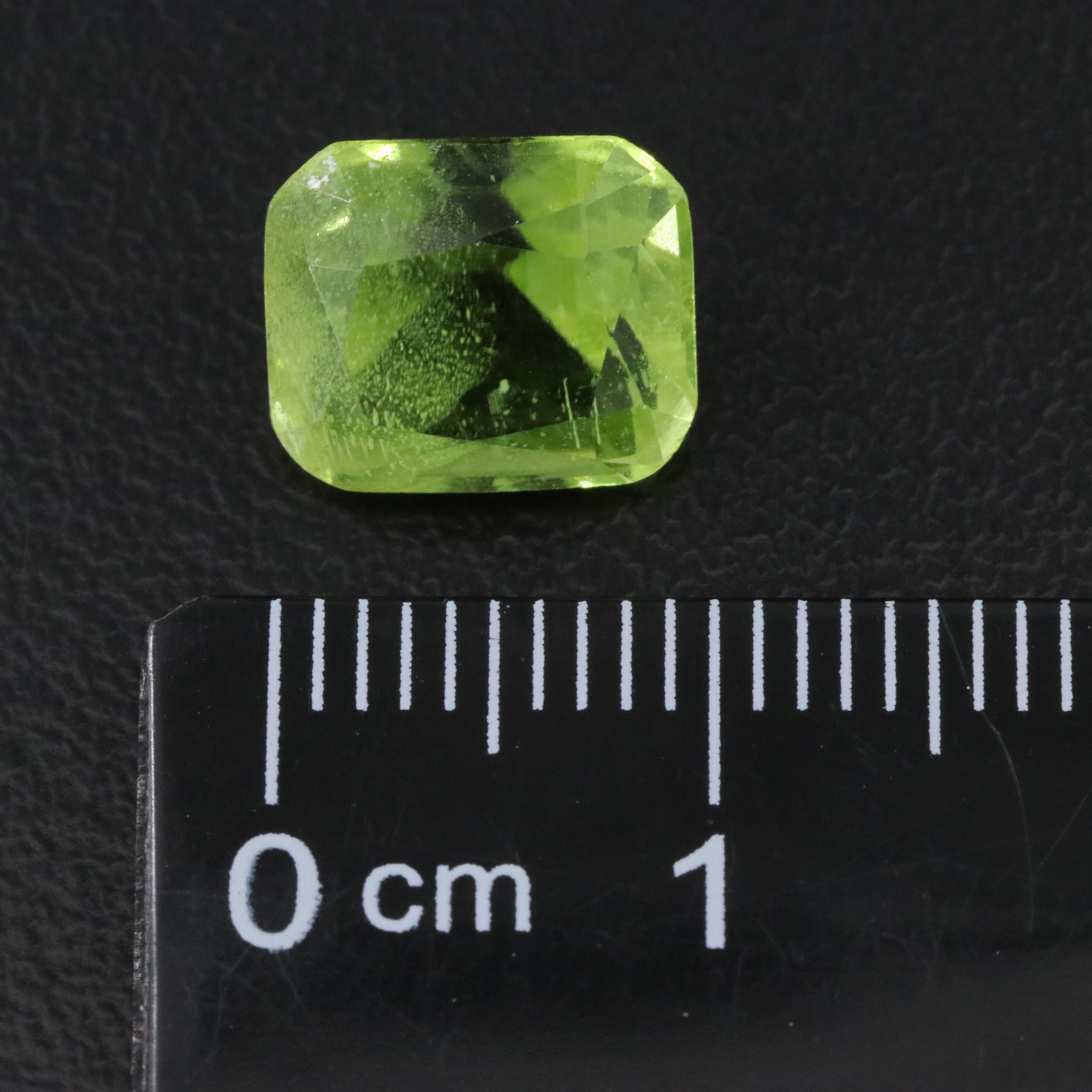 Loose 6.84 CT Peridots