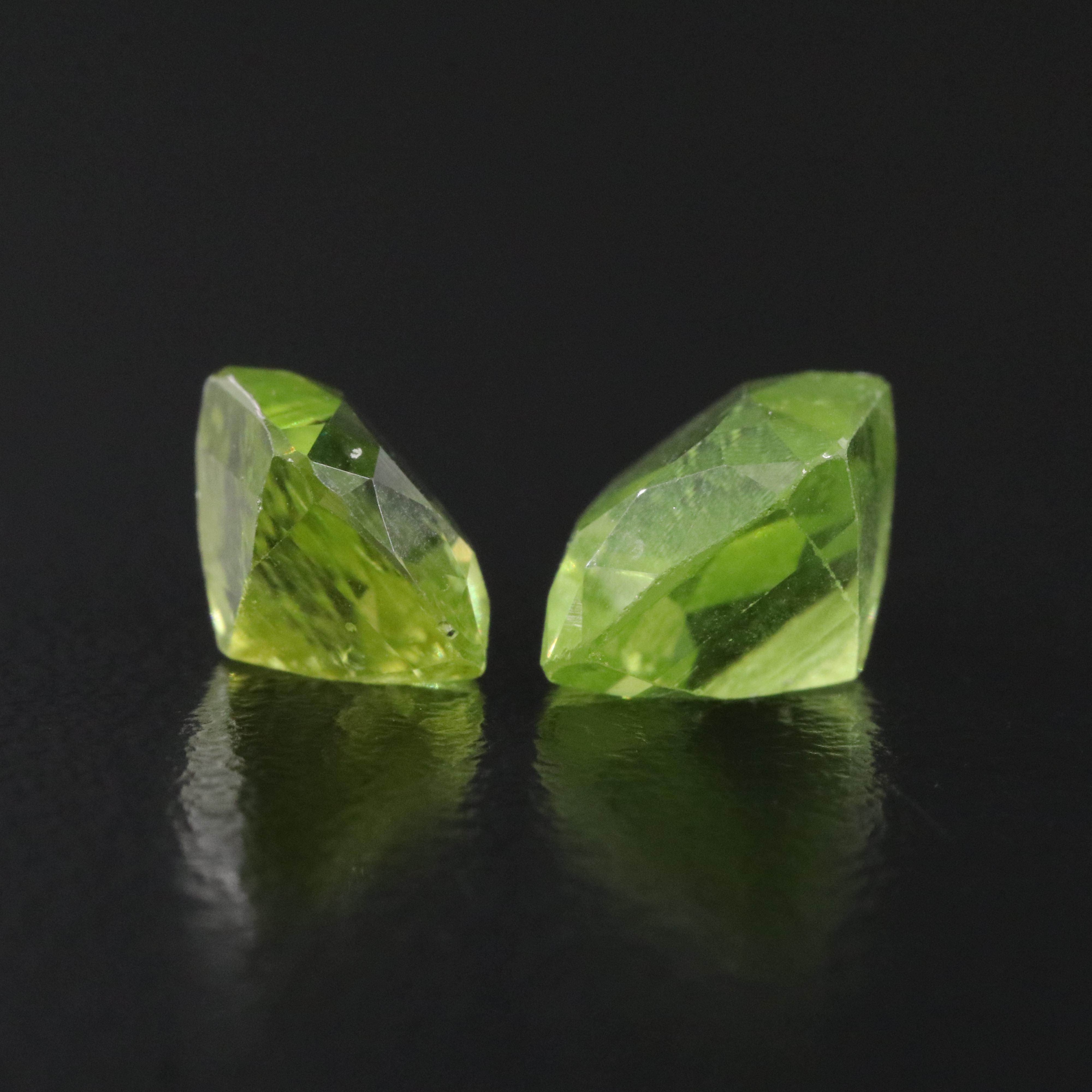 Loose 6.84 CT Peridots