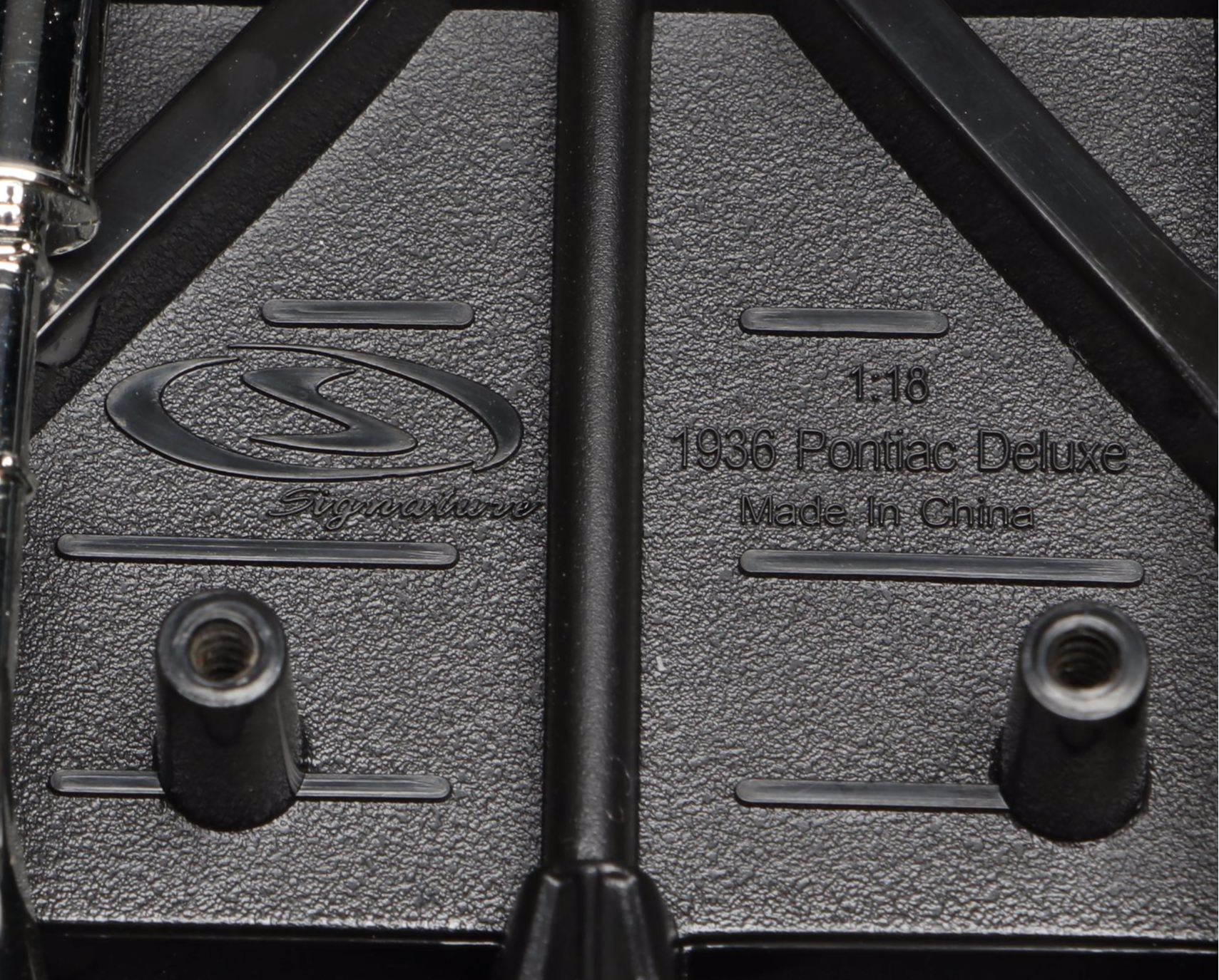 Signature 1936 Pontiac Deluxe and Other Diecast Cars