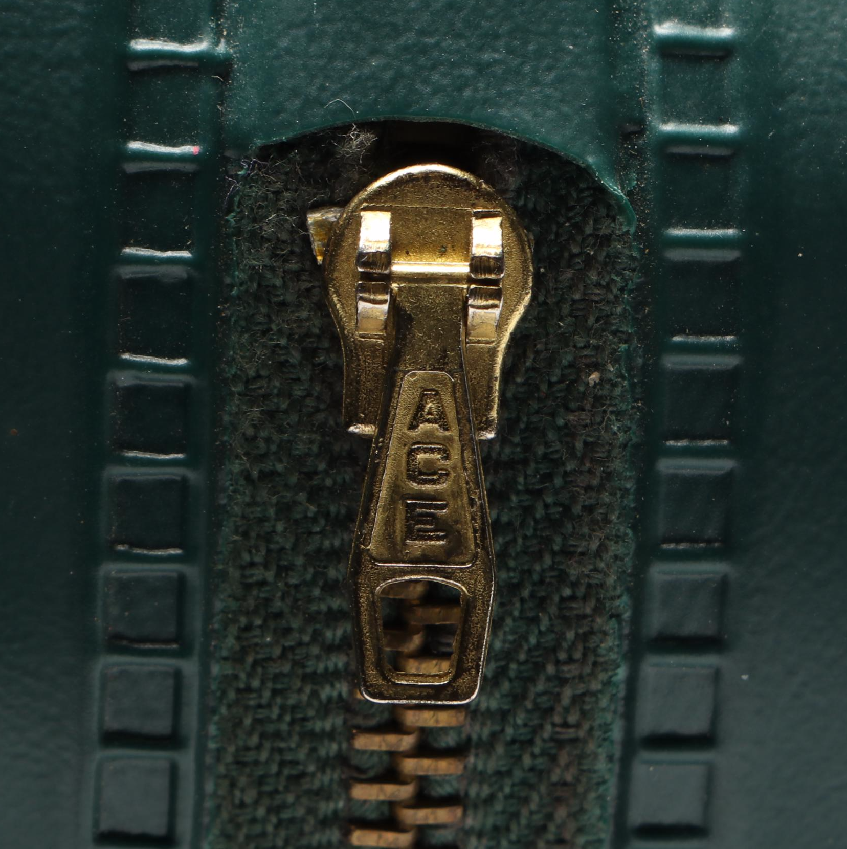 Orvis Battenkill Mark IV Fly Reel with Leather Shell Pouch and More Accessories