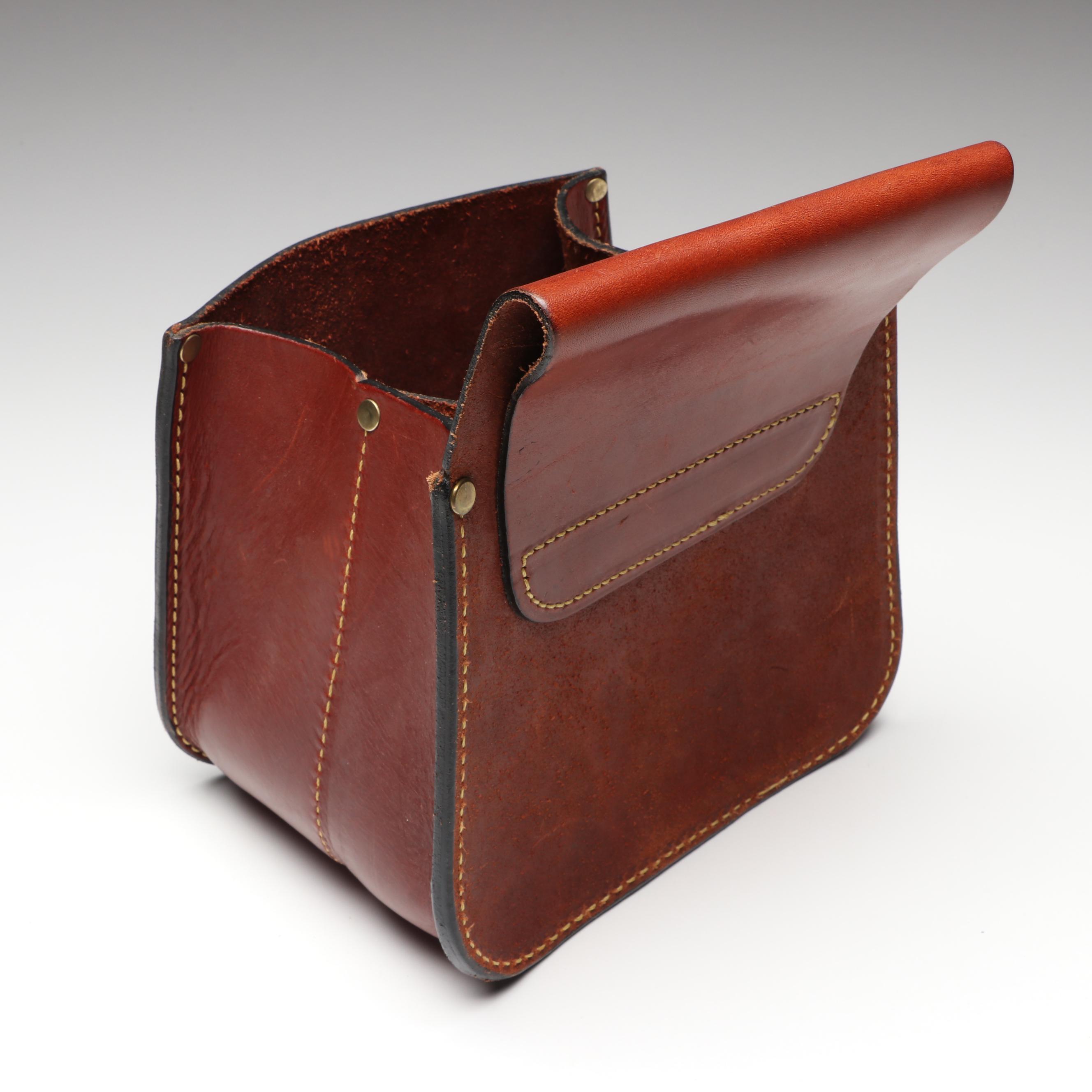 Orvis Battenkill Mark IV Fly Reel with Leather Shell Pouch and More Accessories