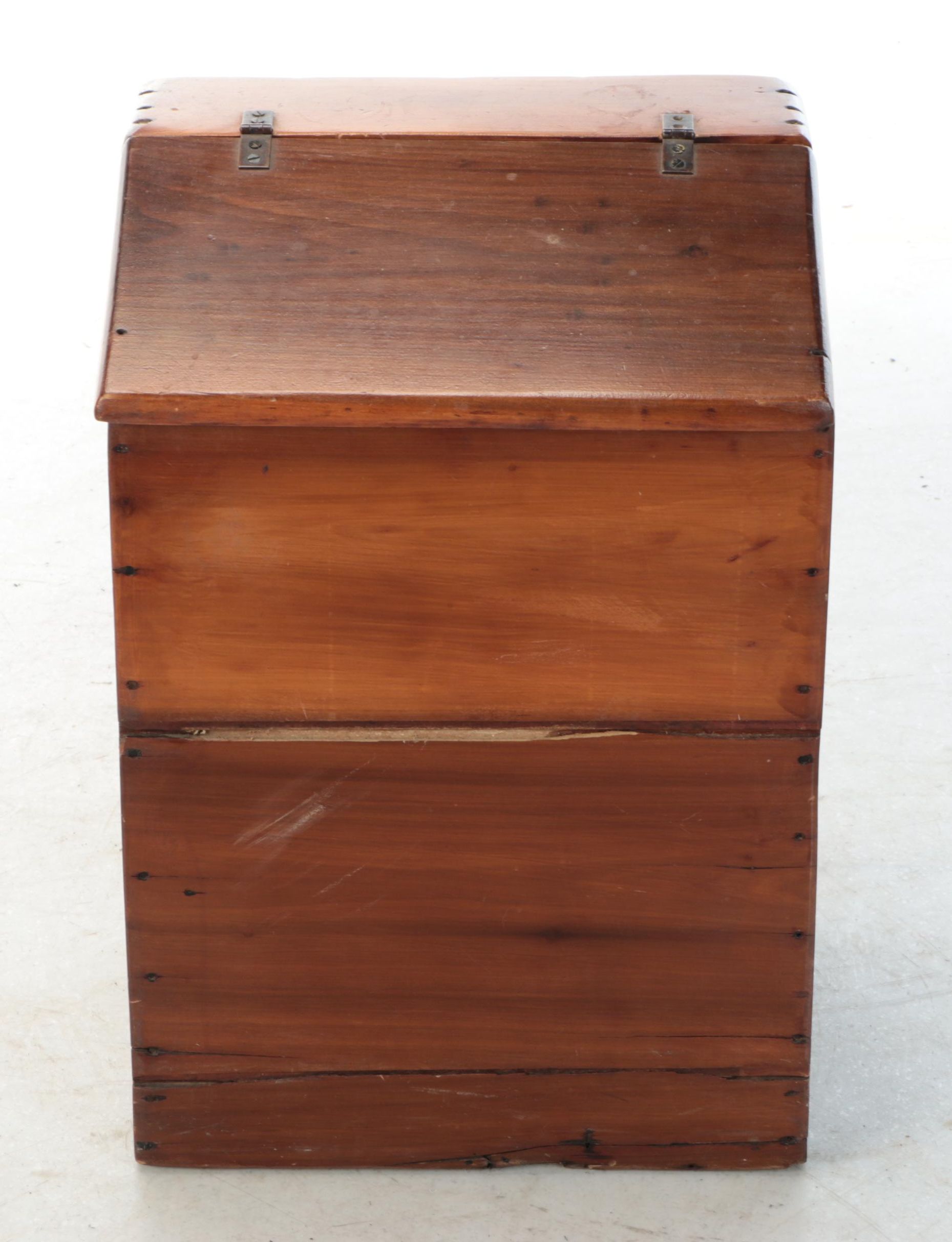 Primitive Wooden Grain Bin, Early to Mid-20th Century