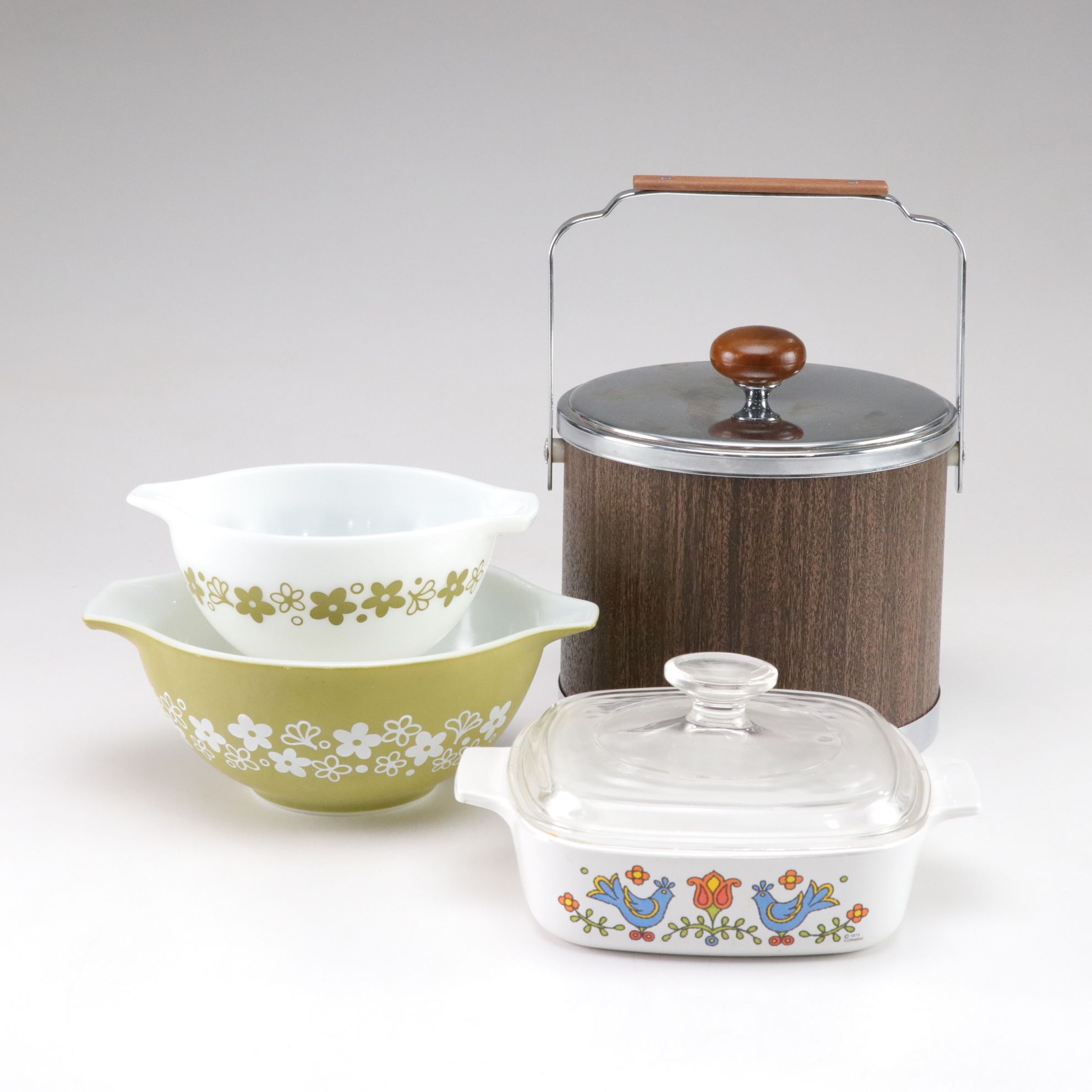 Pyrex "Spring Blossom" Mixing Bowls & More